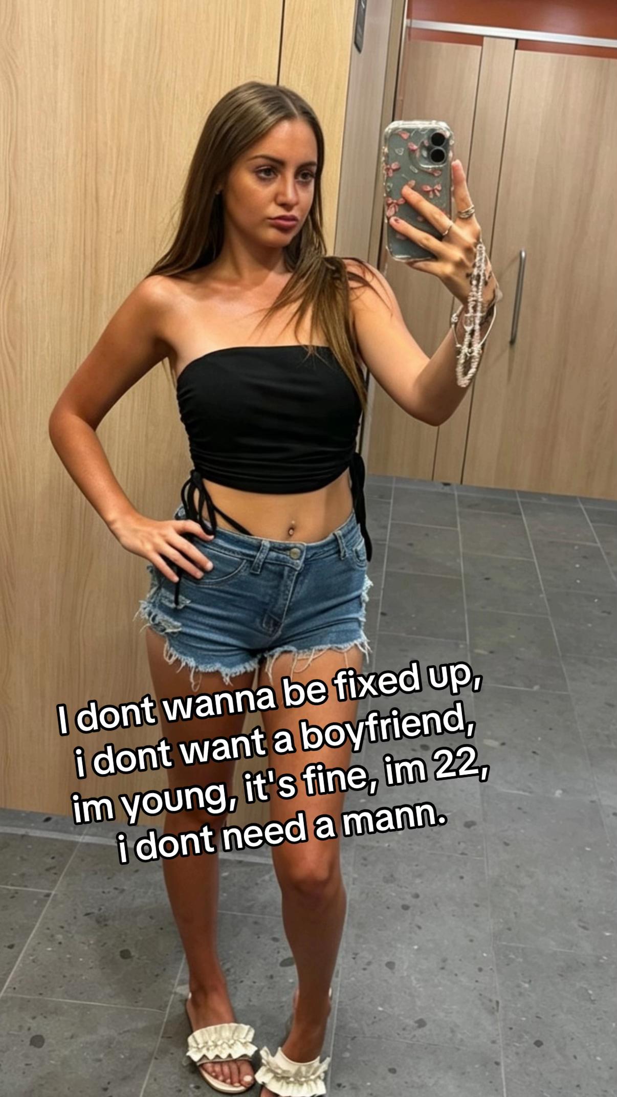 @LaceyMarie🩷
