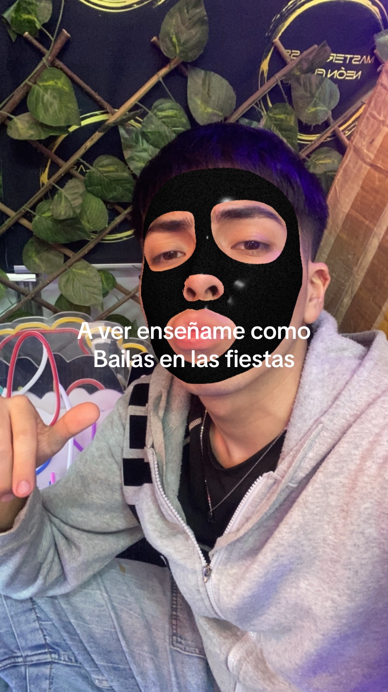 @ℳ𓂅ᨒ ☻