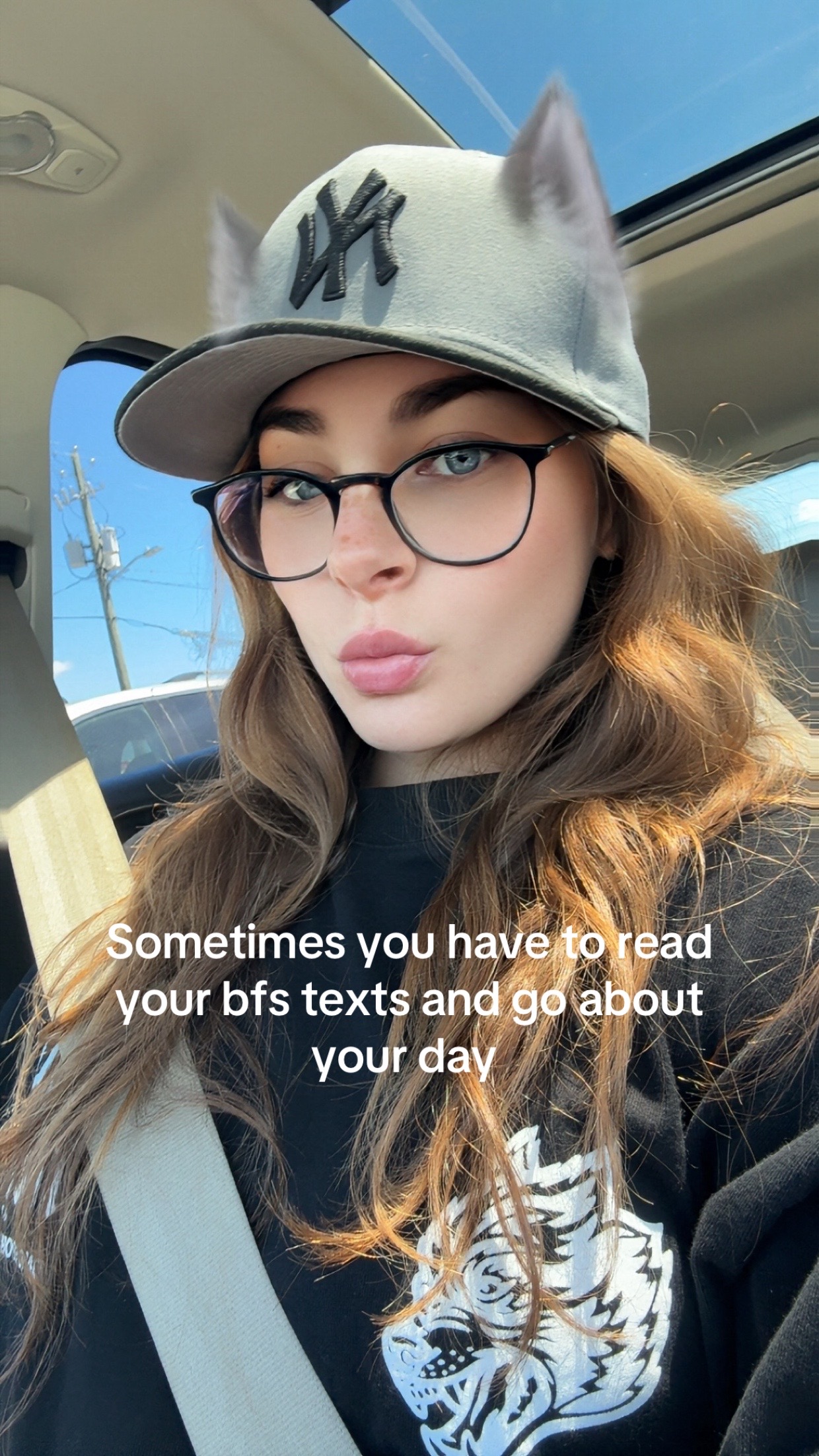 @lindseylicata_