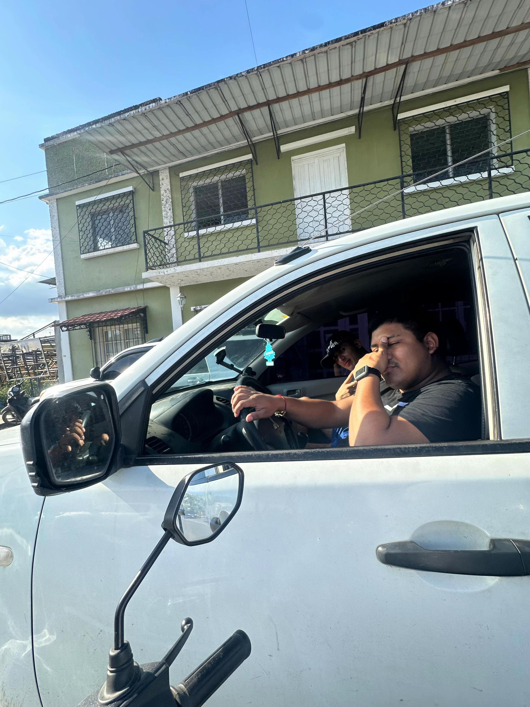 @Lázaro Espino