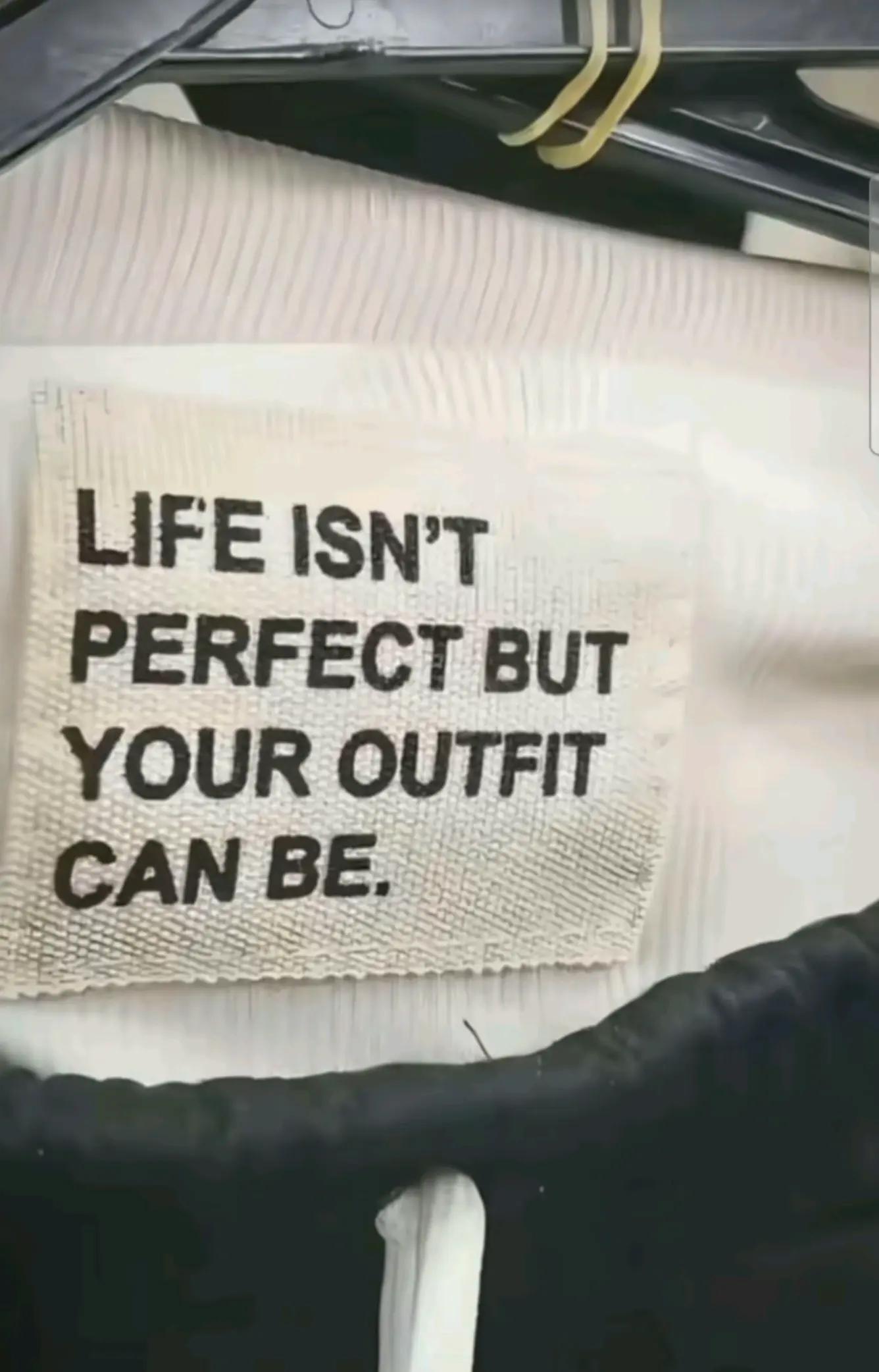@𝓜𝓲𝓪🍒