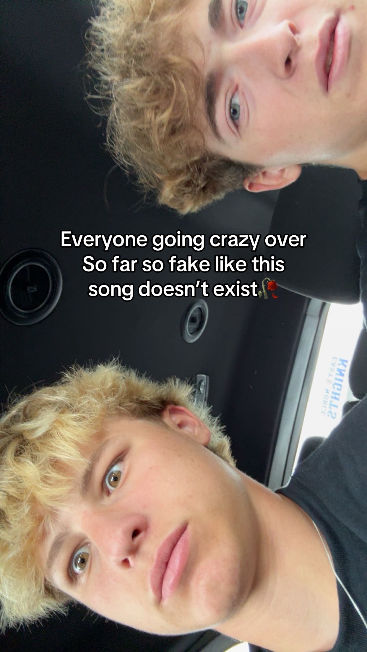 @33.🦦
