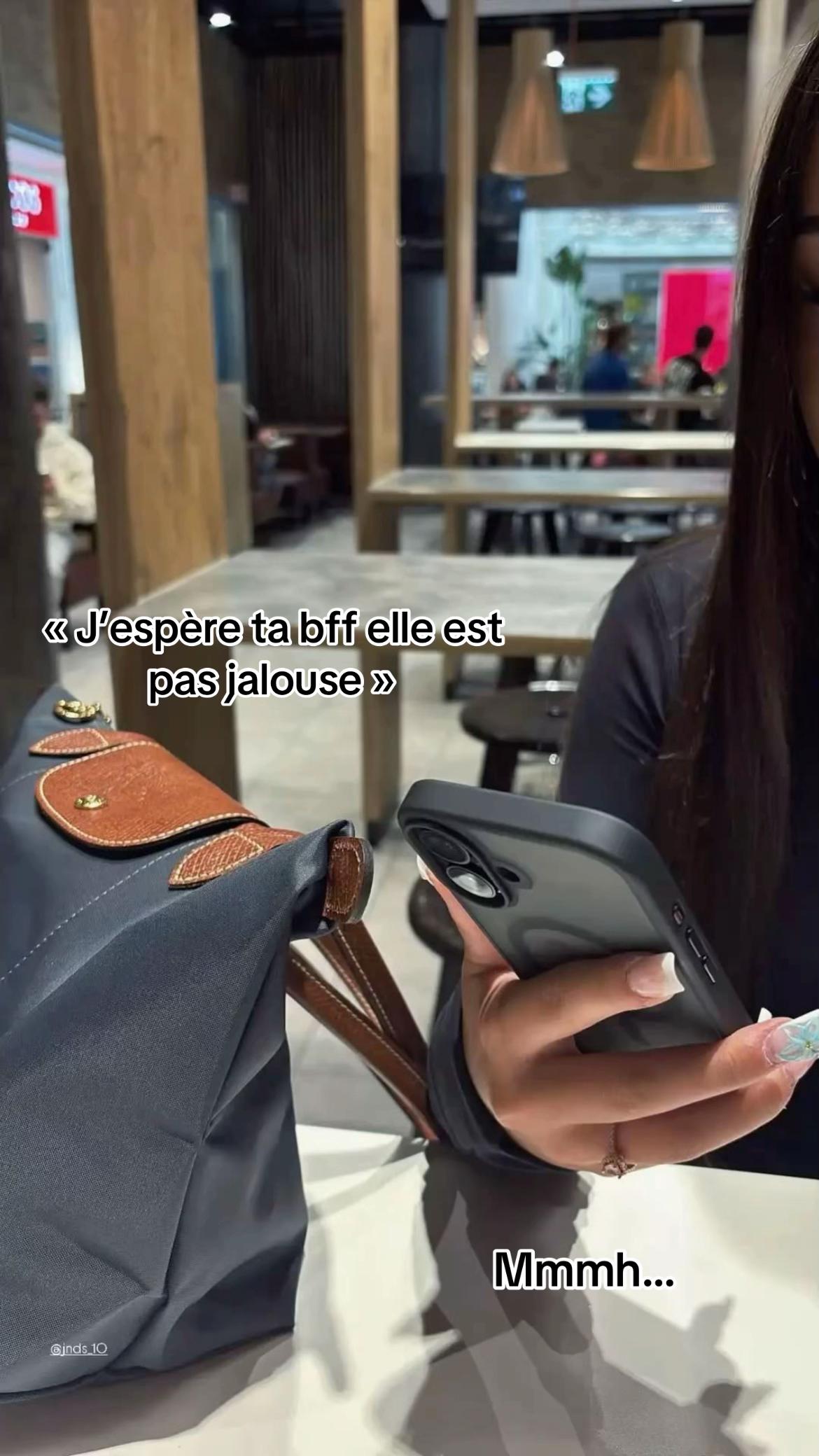 @𝐌.𝐄🍸