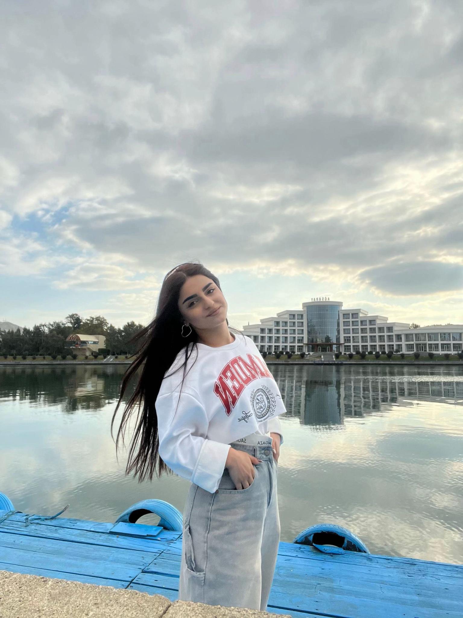 @Jalə