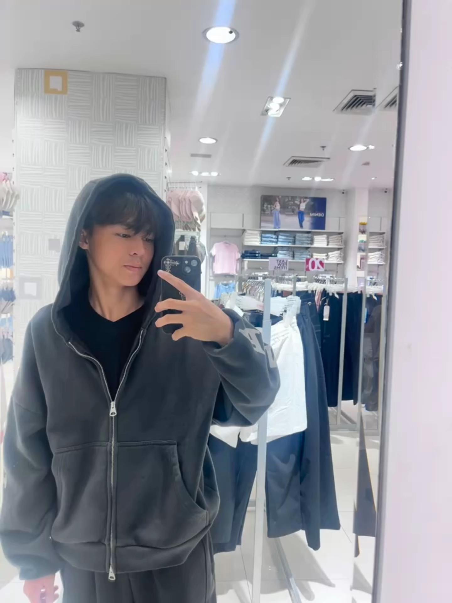 @Ja_aains