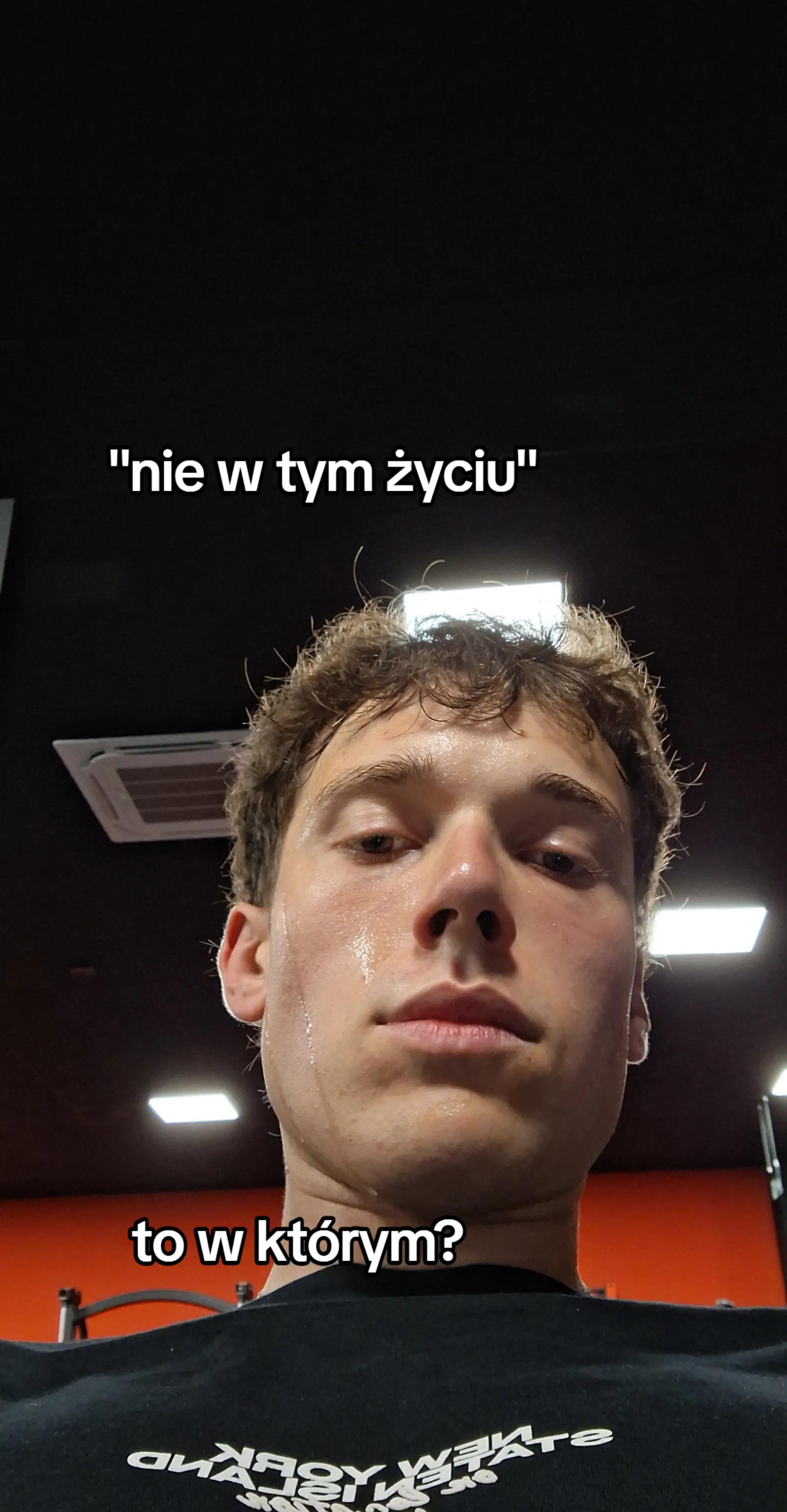 @Adrian | IG 0adrian7_