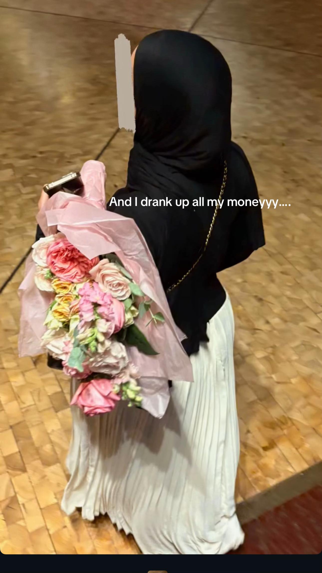 @sarahelot