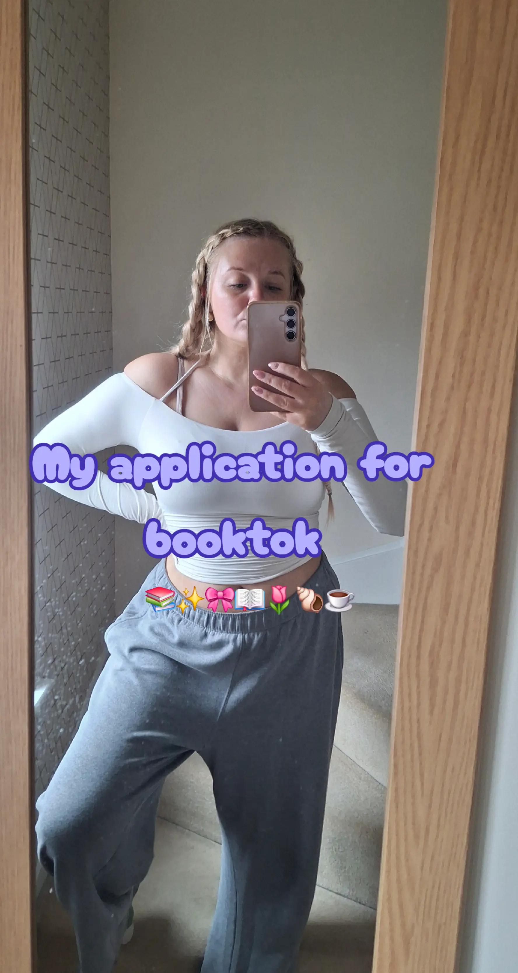 @Carlie | Books ๐ Travel ๐