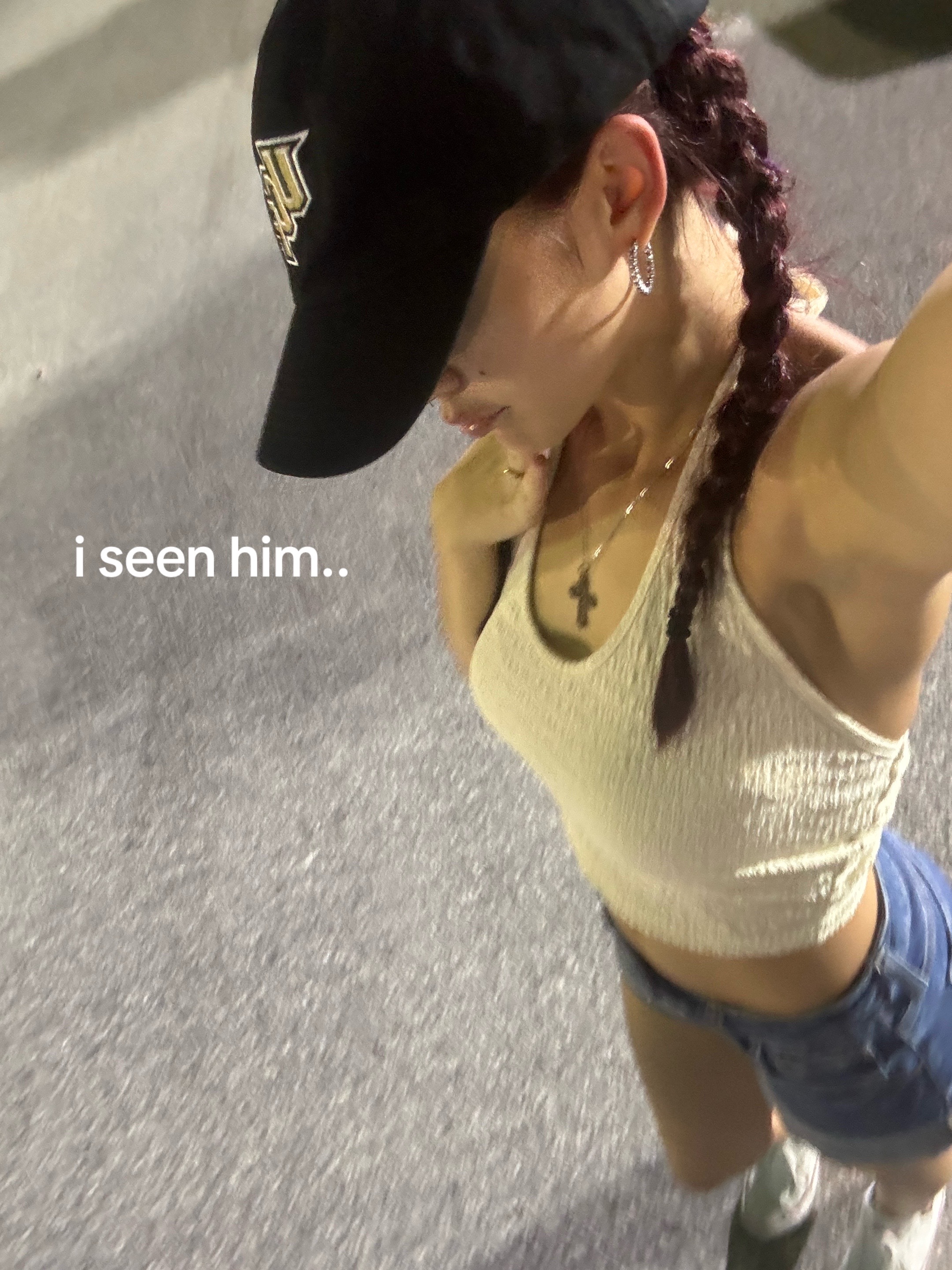 @️