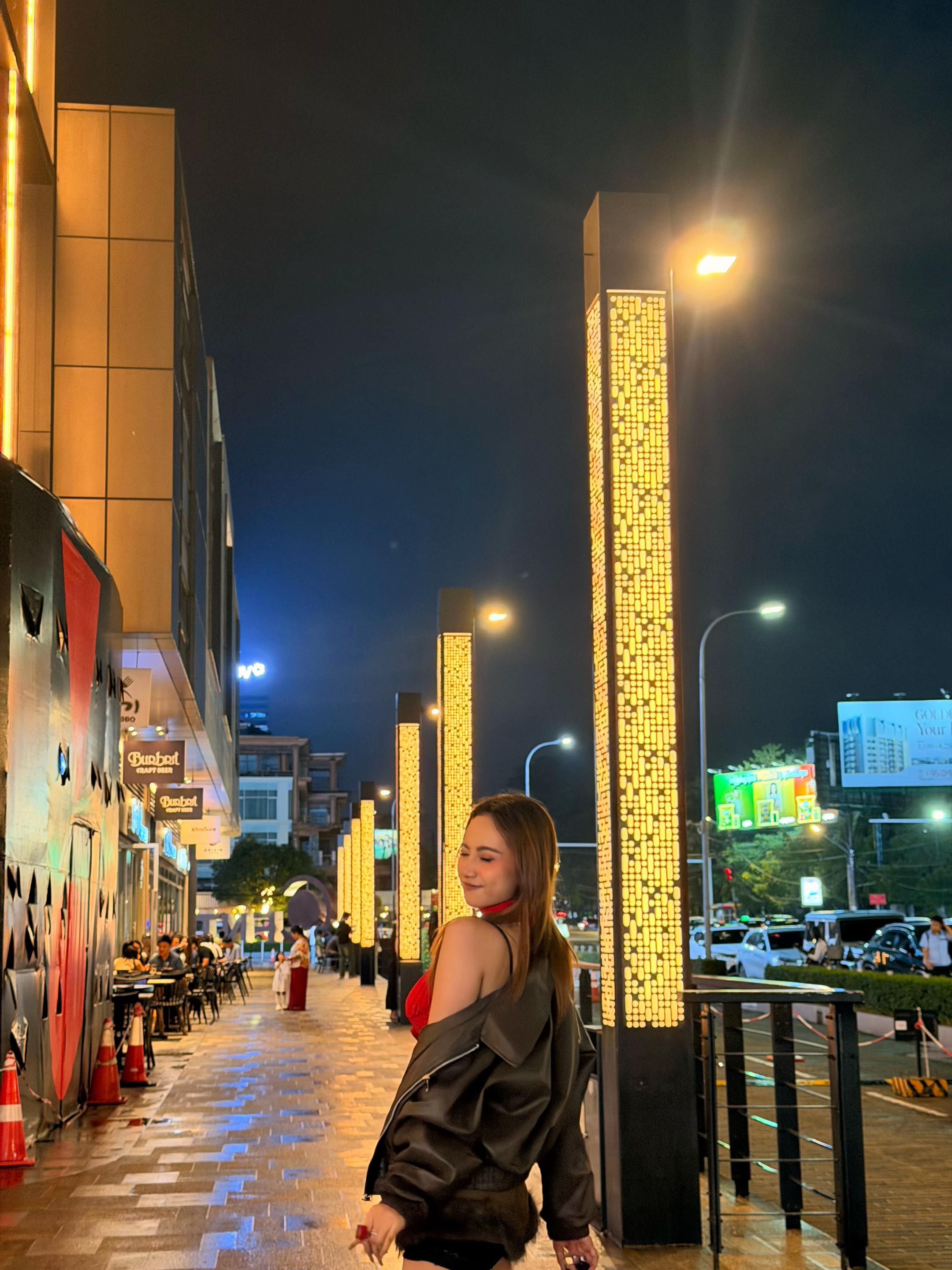 @𝐍𝐎𝐑𝐀_နိုရာ𝐎𝐟𝐟𝐢𝐜𝐢𝐚𝐥