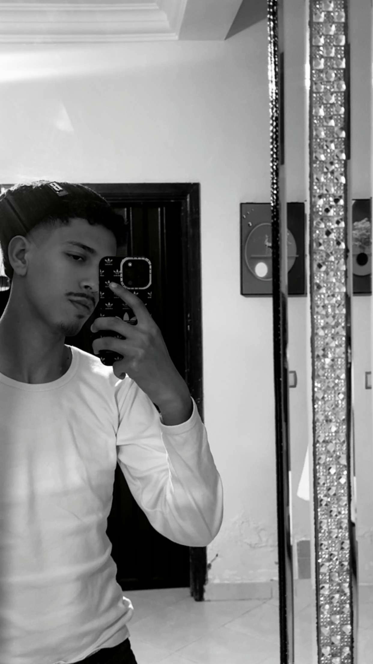 @𝑨𝒚𝒎𝒂𝒏_𝒑𝒓v 🧛🏻