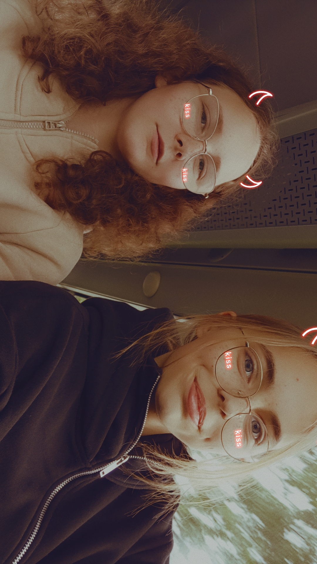@Leonie