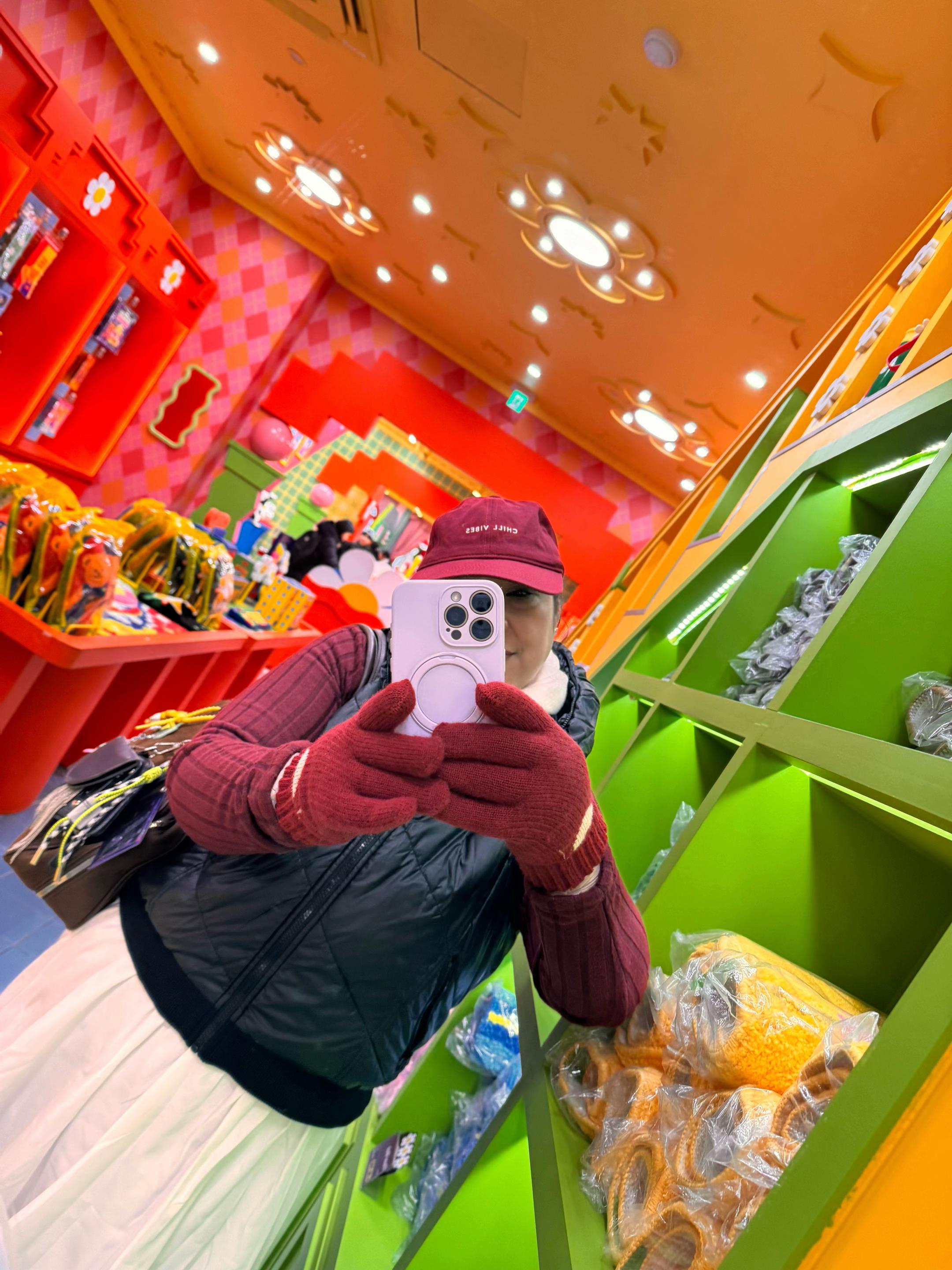 @_miacoy_