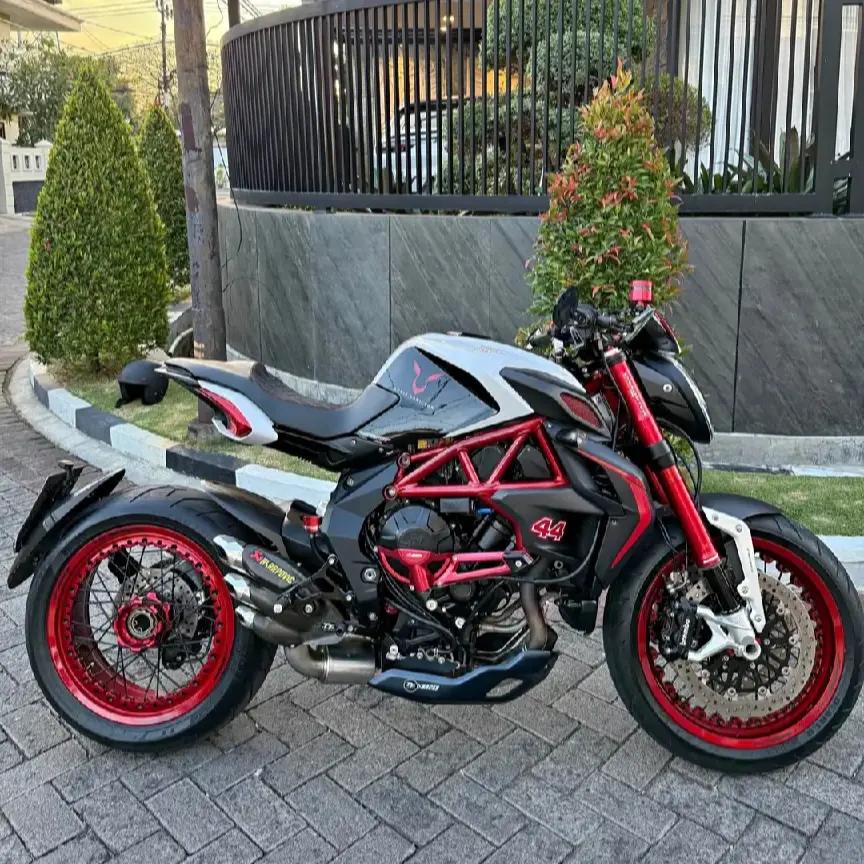 @Moto Majesty