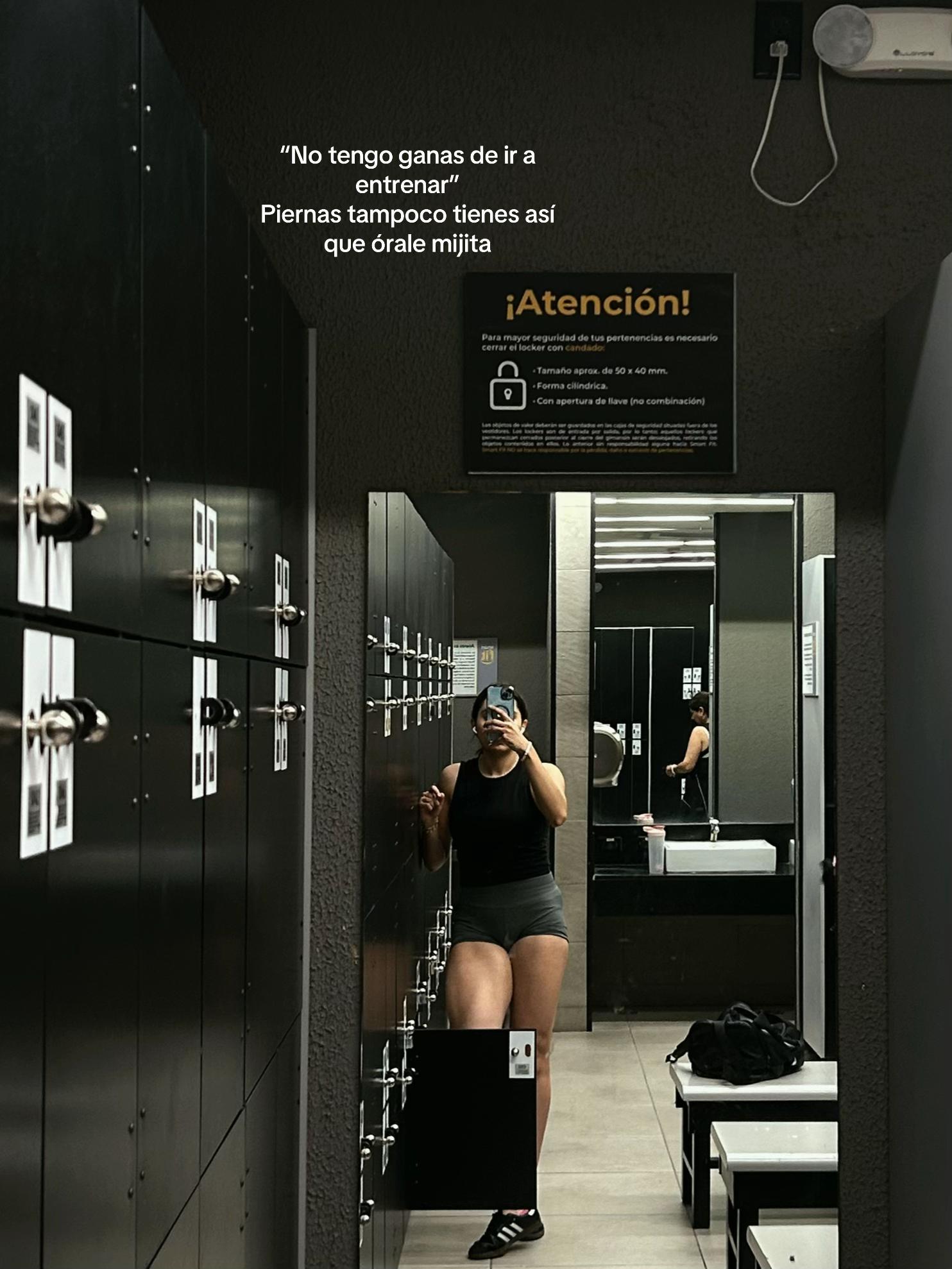 @Zurdita