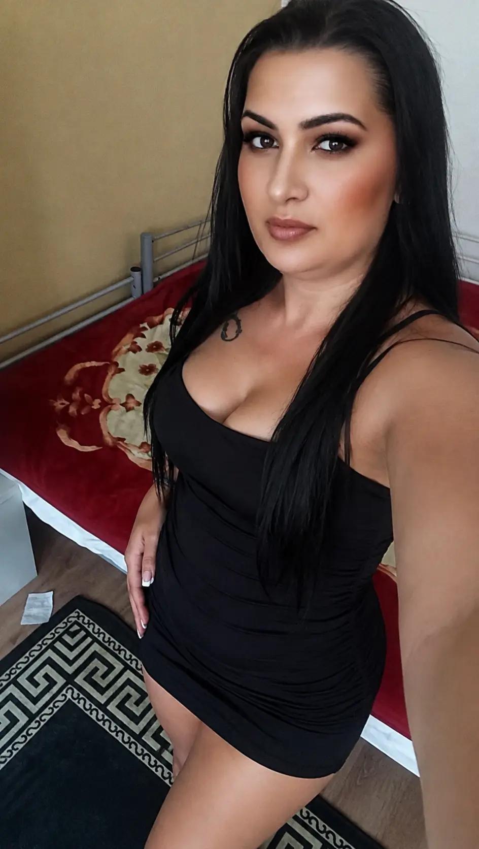 @Roksana