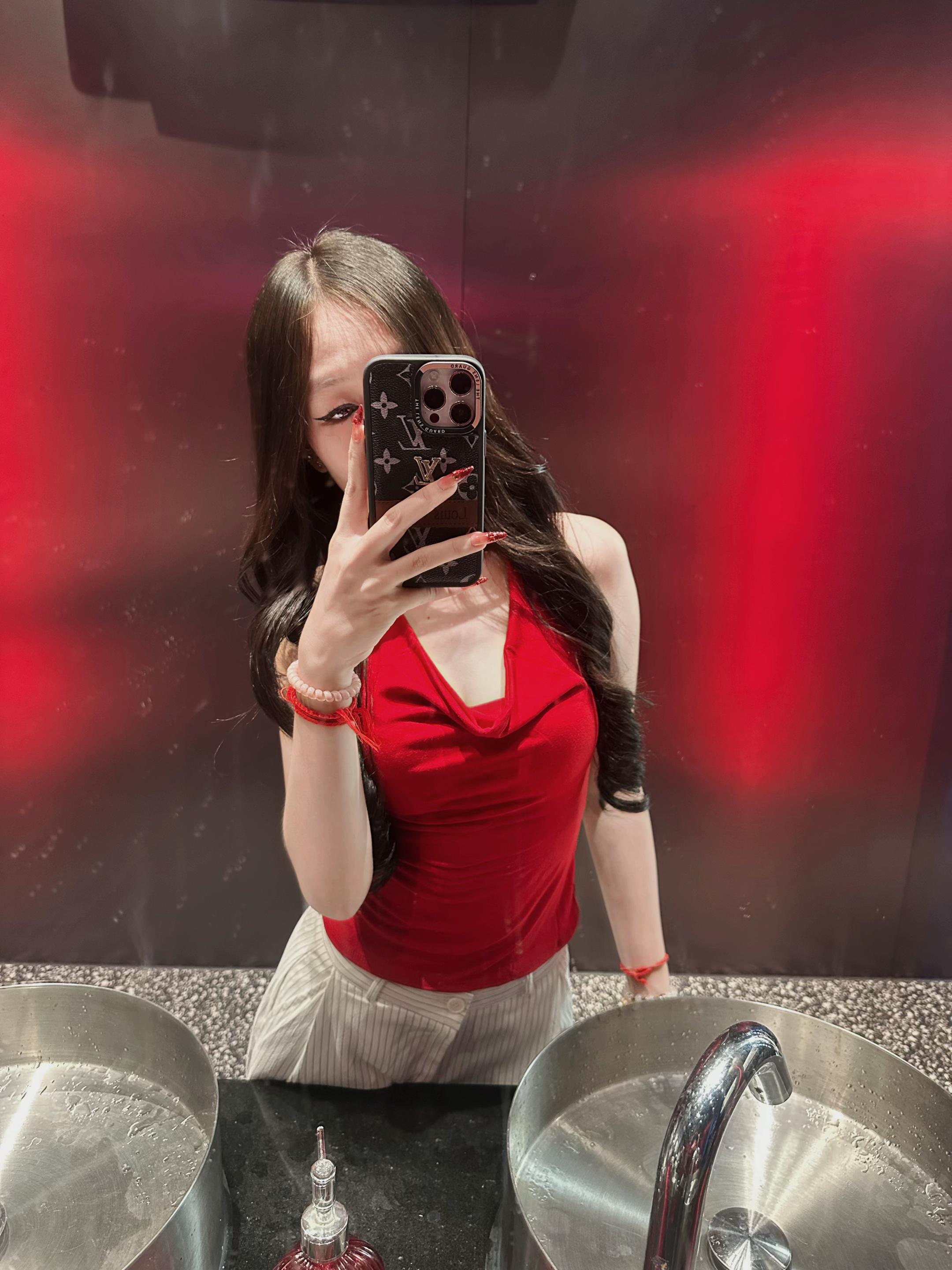 @Lynaa