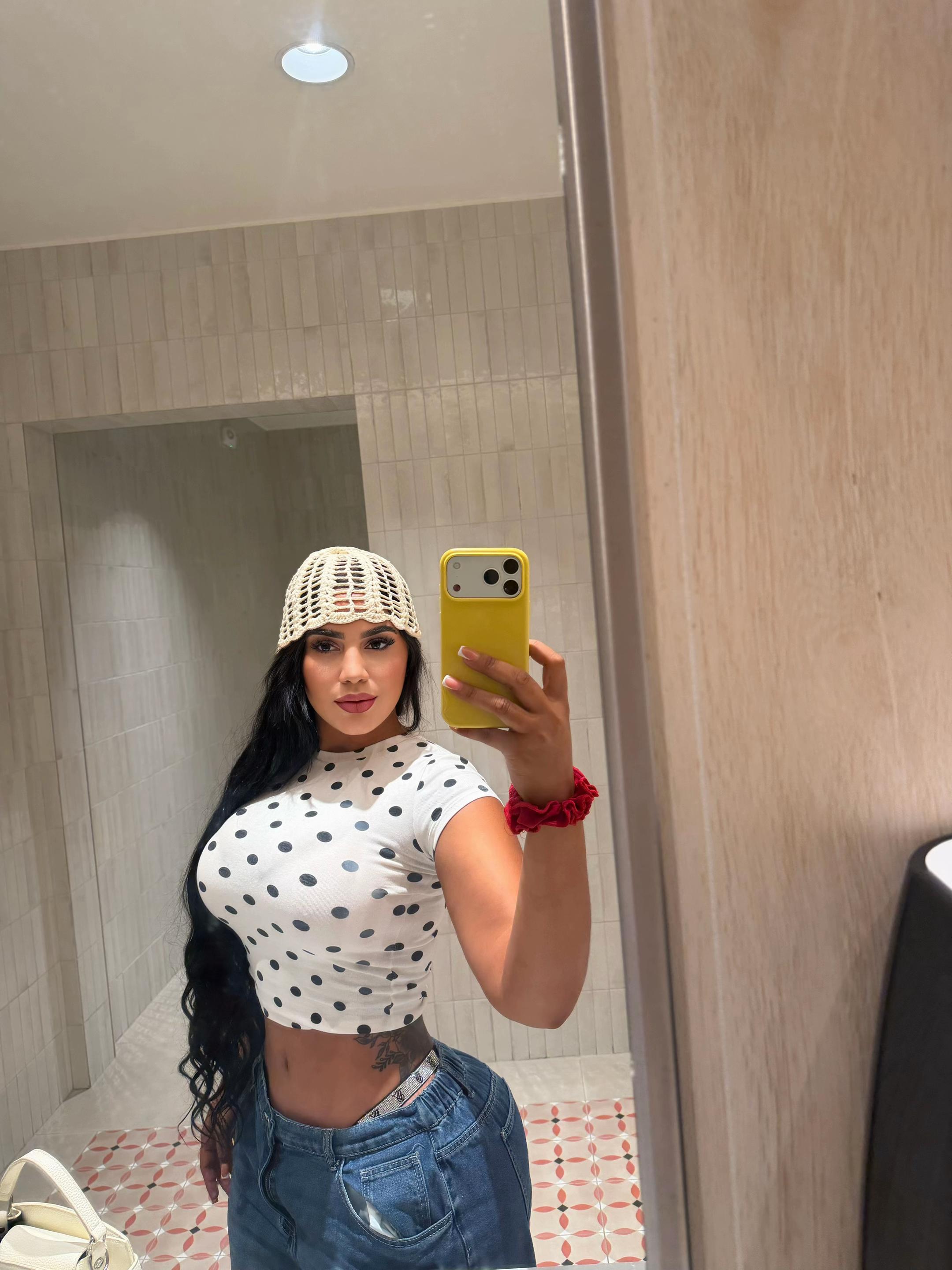@Daniela burgos