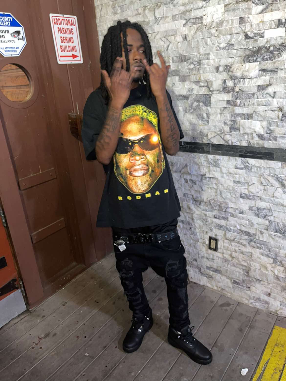 @DUMBWAY LAFLARE