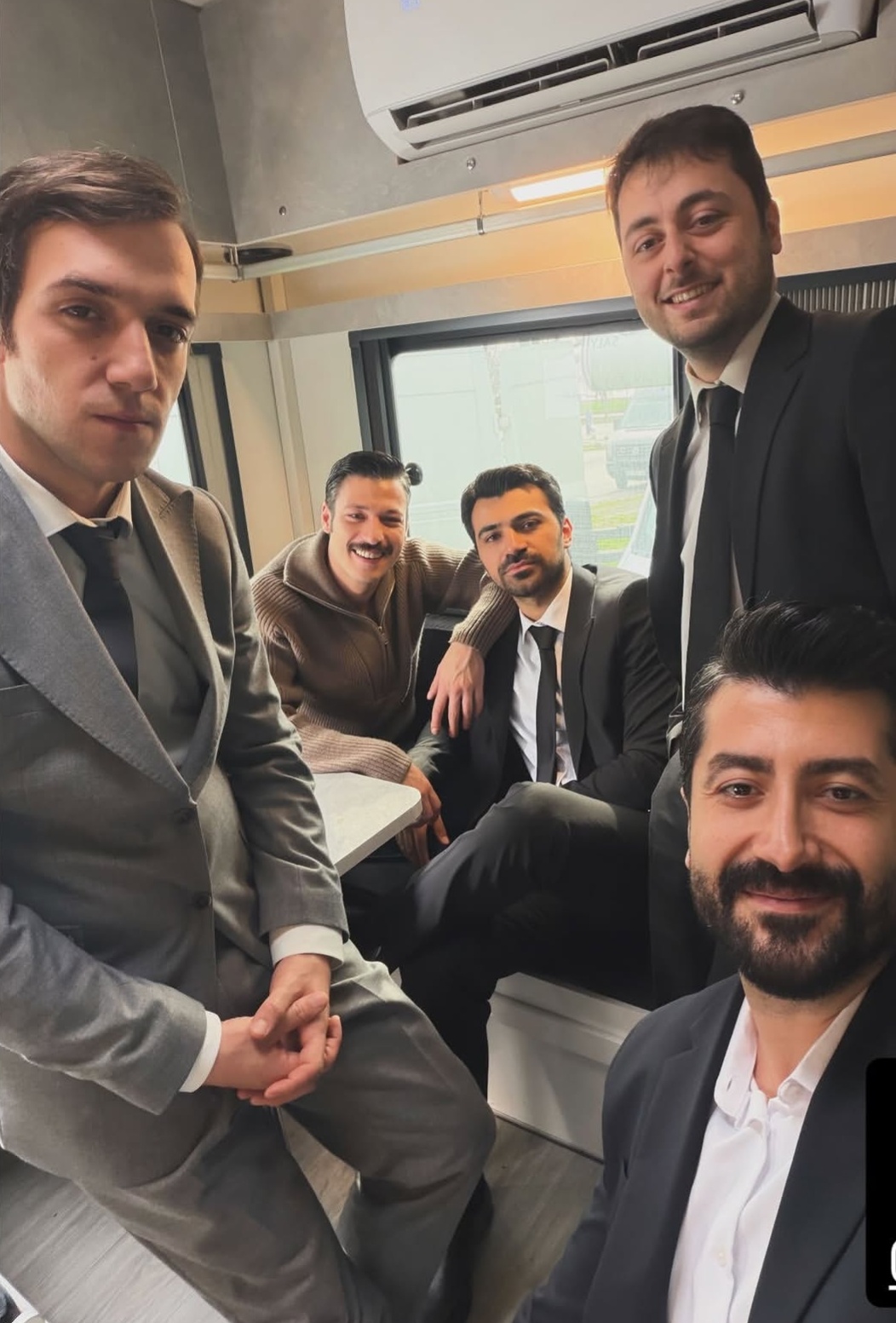 @&ouml;zlem aka ✨