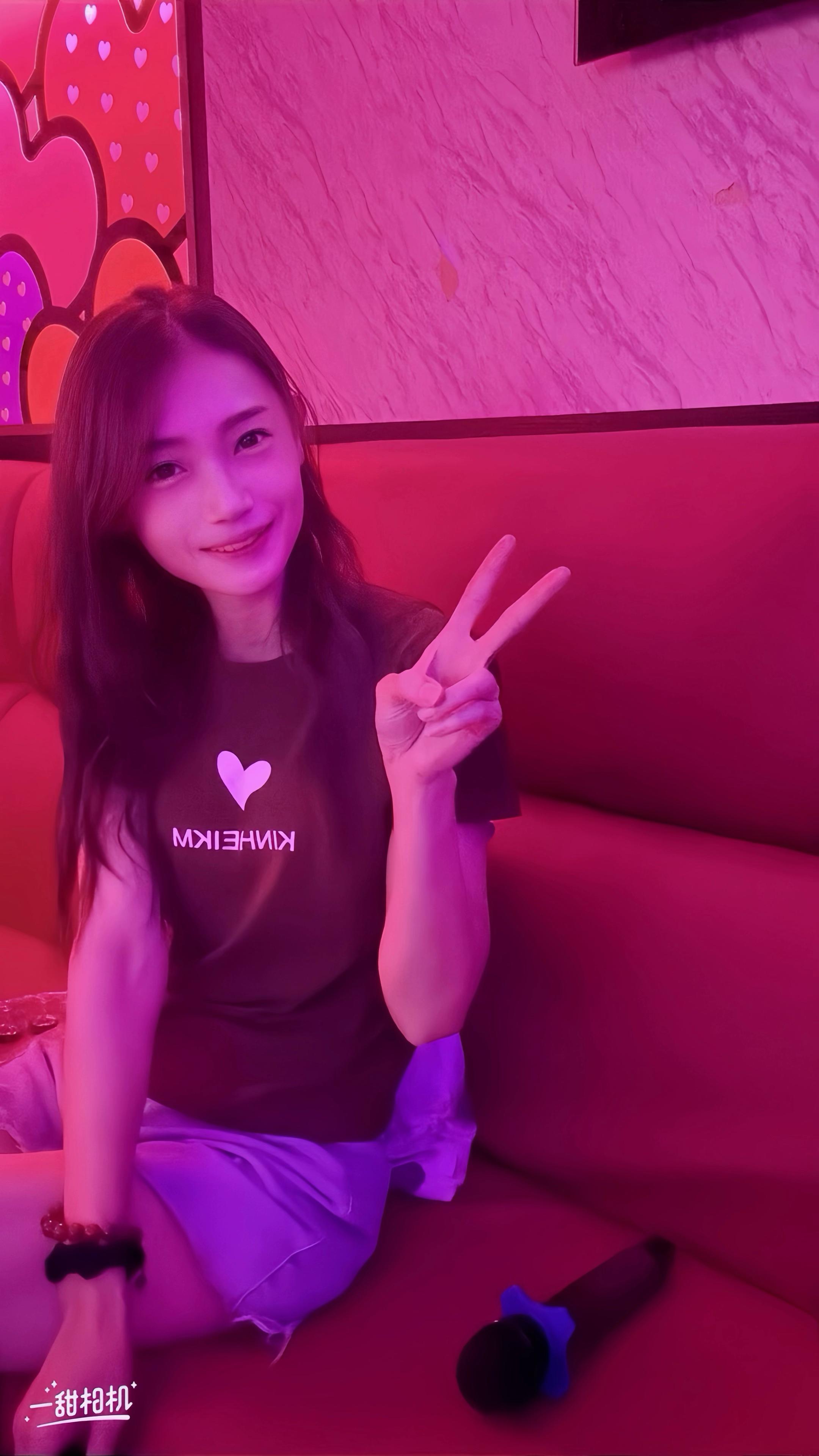@小七