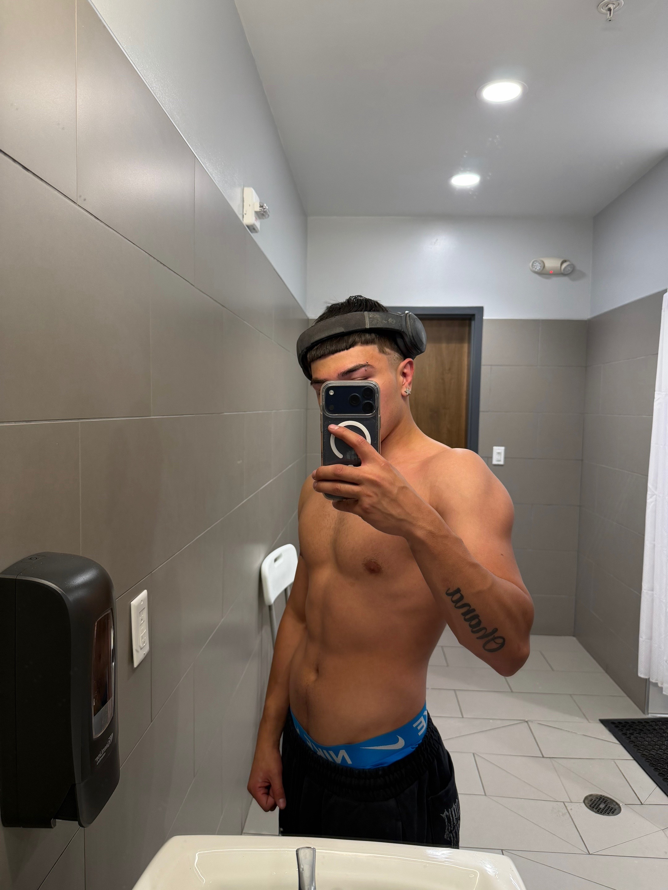 @zayyyy27