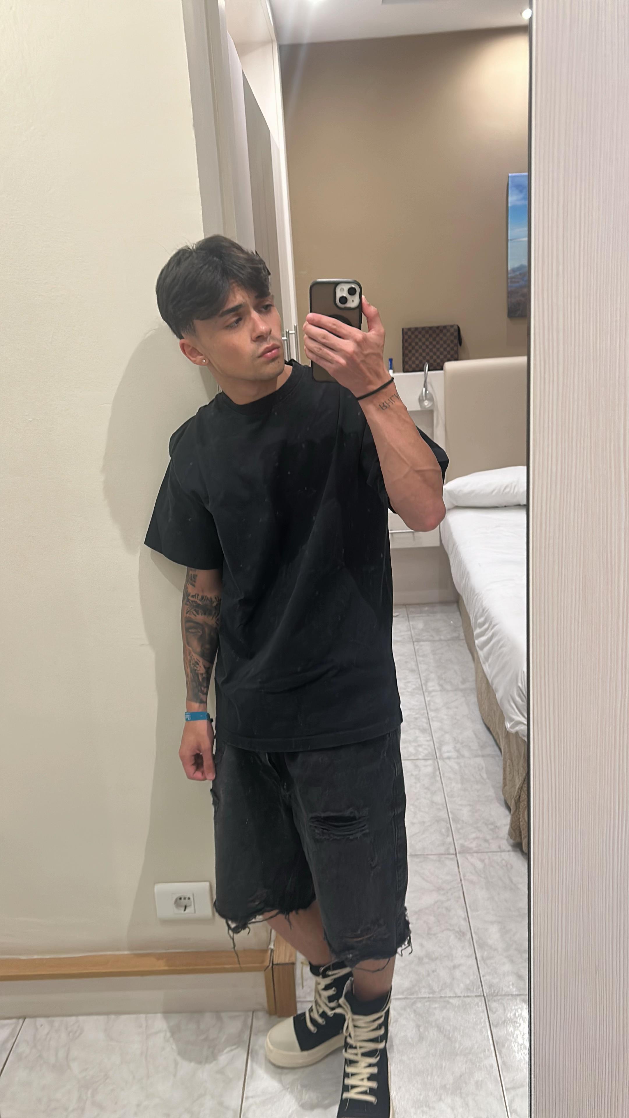 @K E V I N🧊