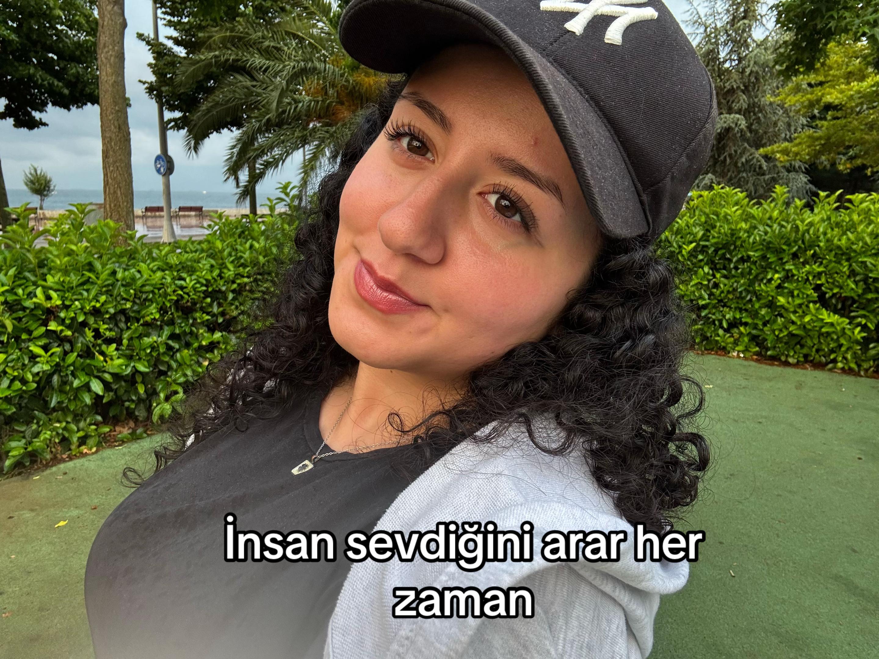 @𝓢ı𝓵𝓪 🧚🏻&zwj;♀️