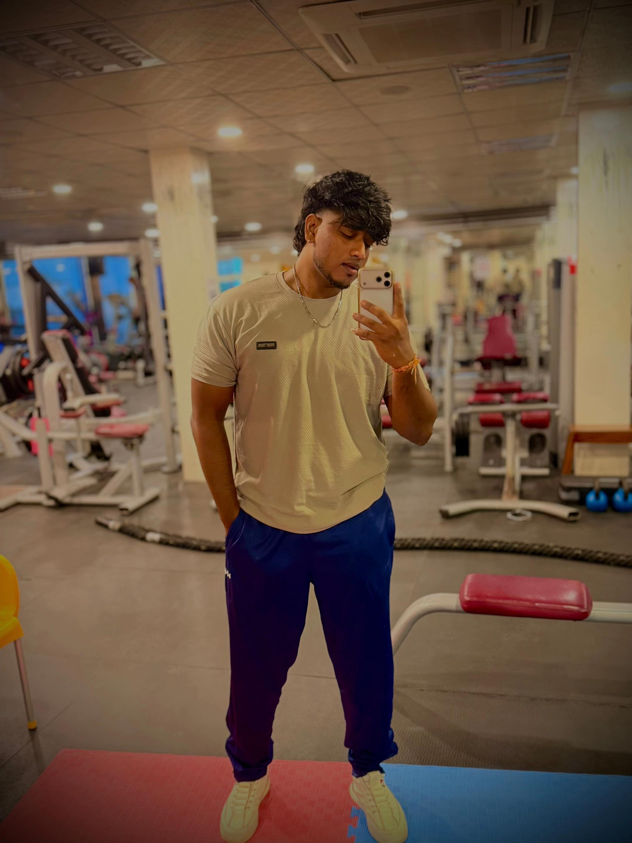 @கெமன் ஷார்ப் 🤘🏻🦭