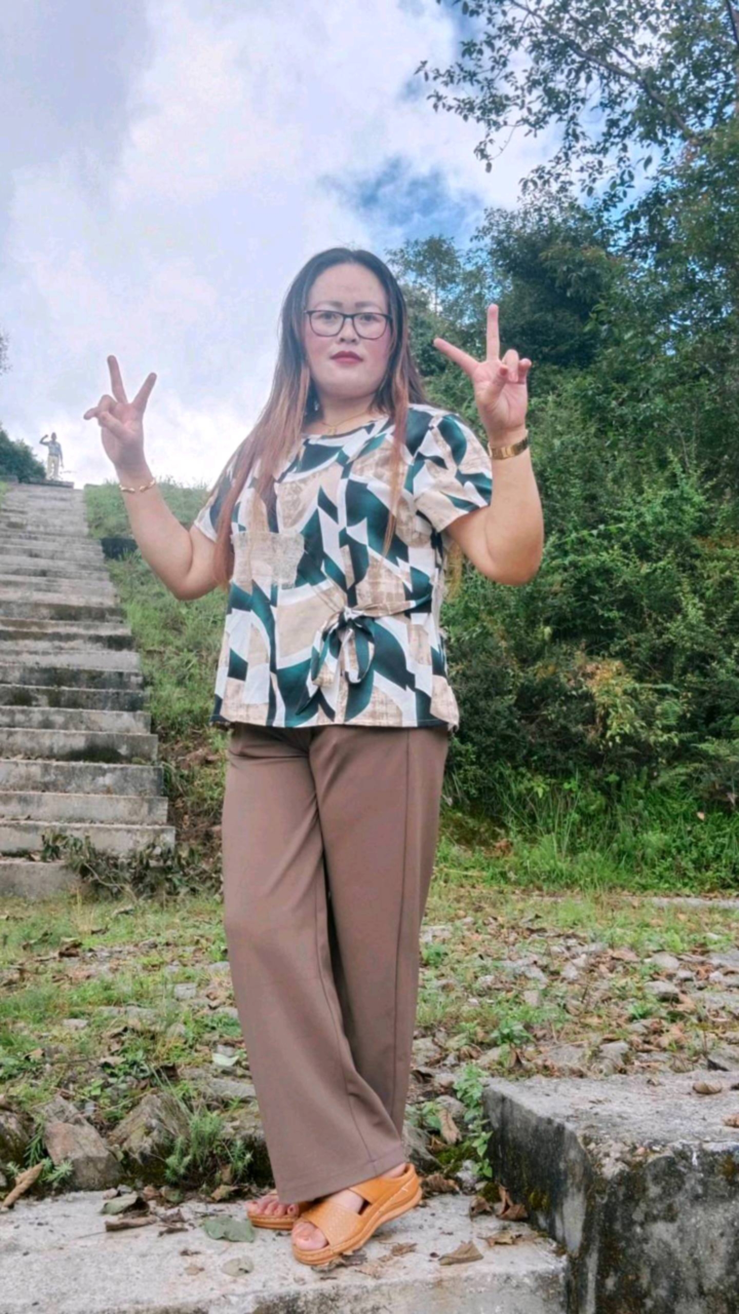 @MongolianDILU@