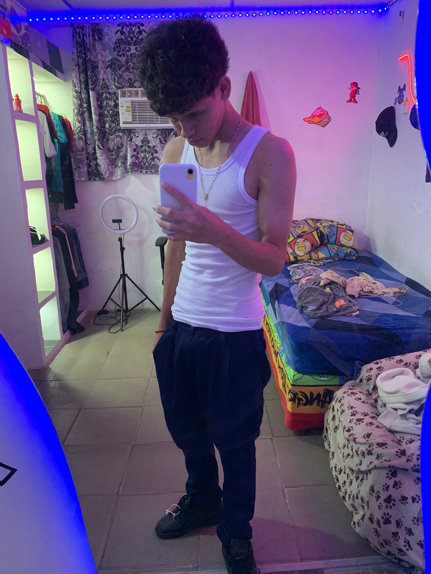 @Gabriel👤