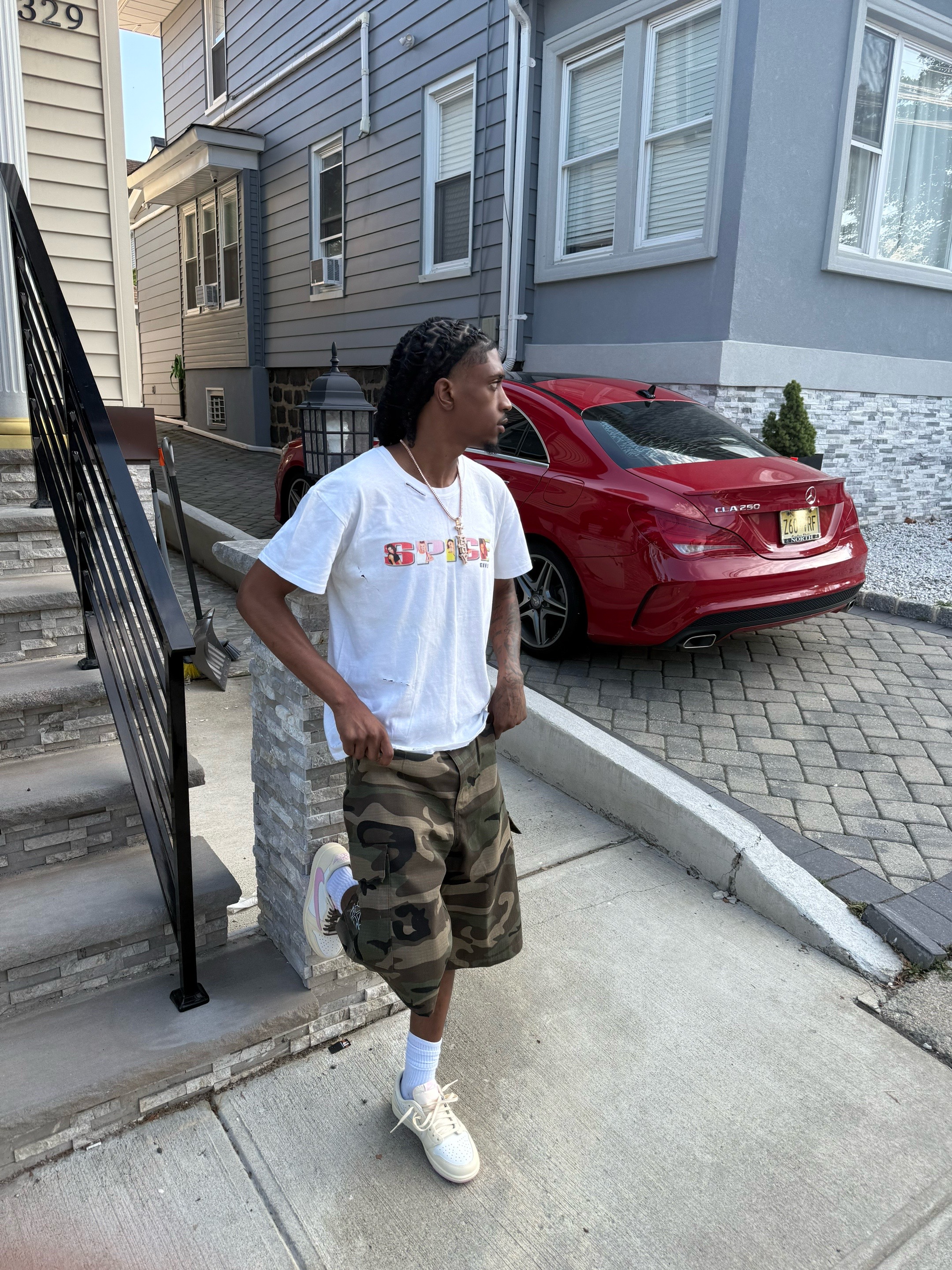 @Tboyyfrmmn