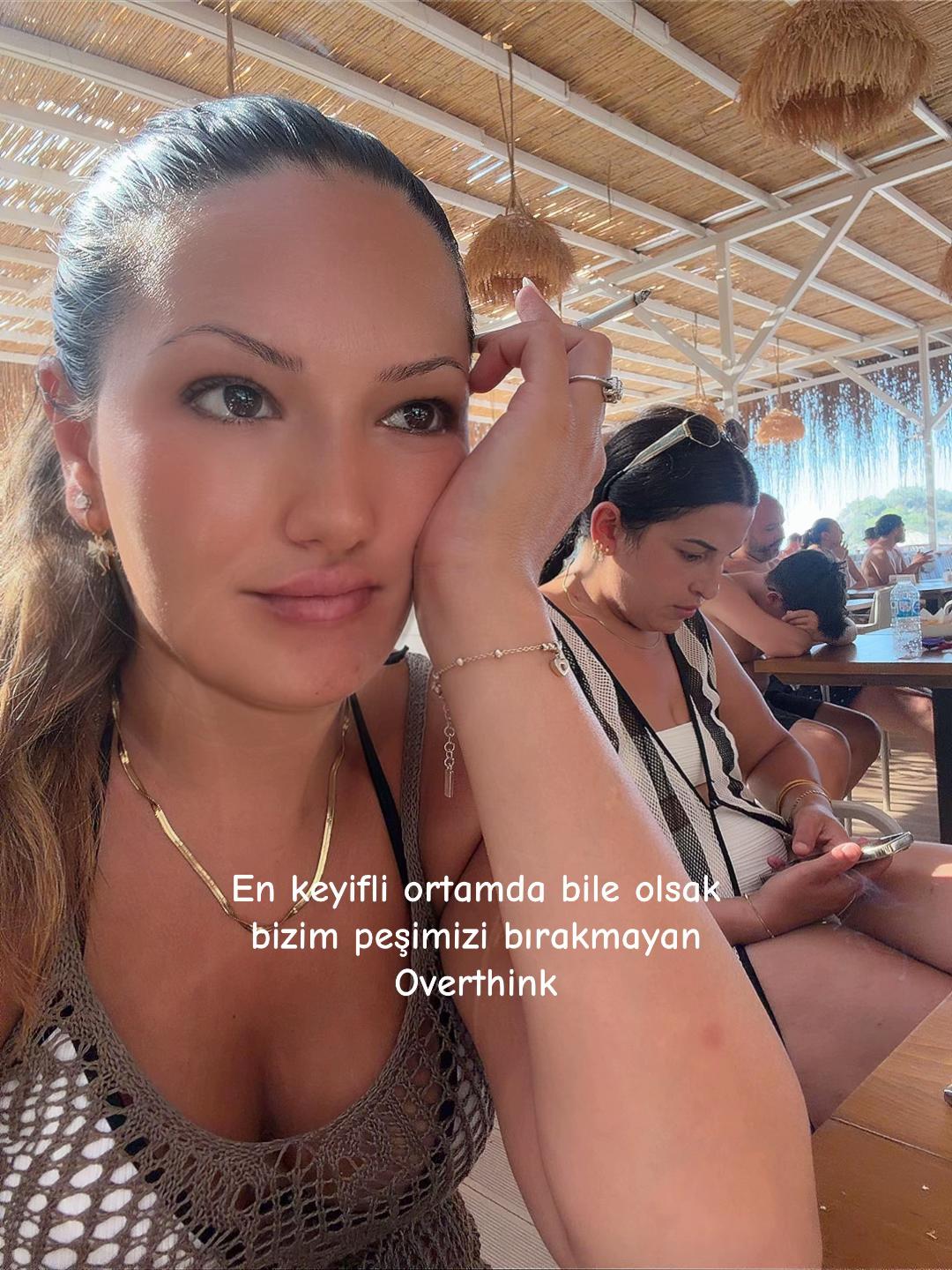 @Elacanރ