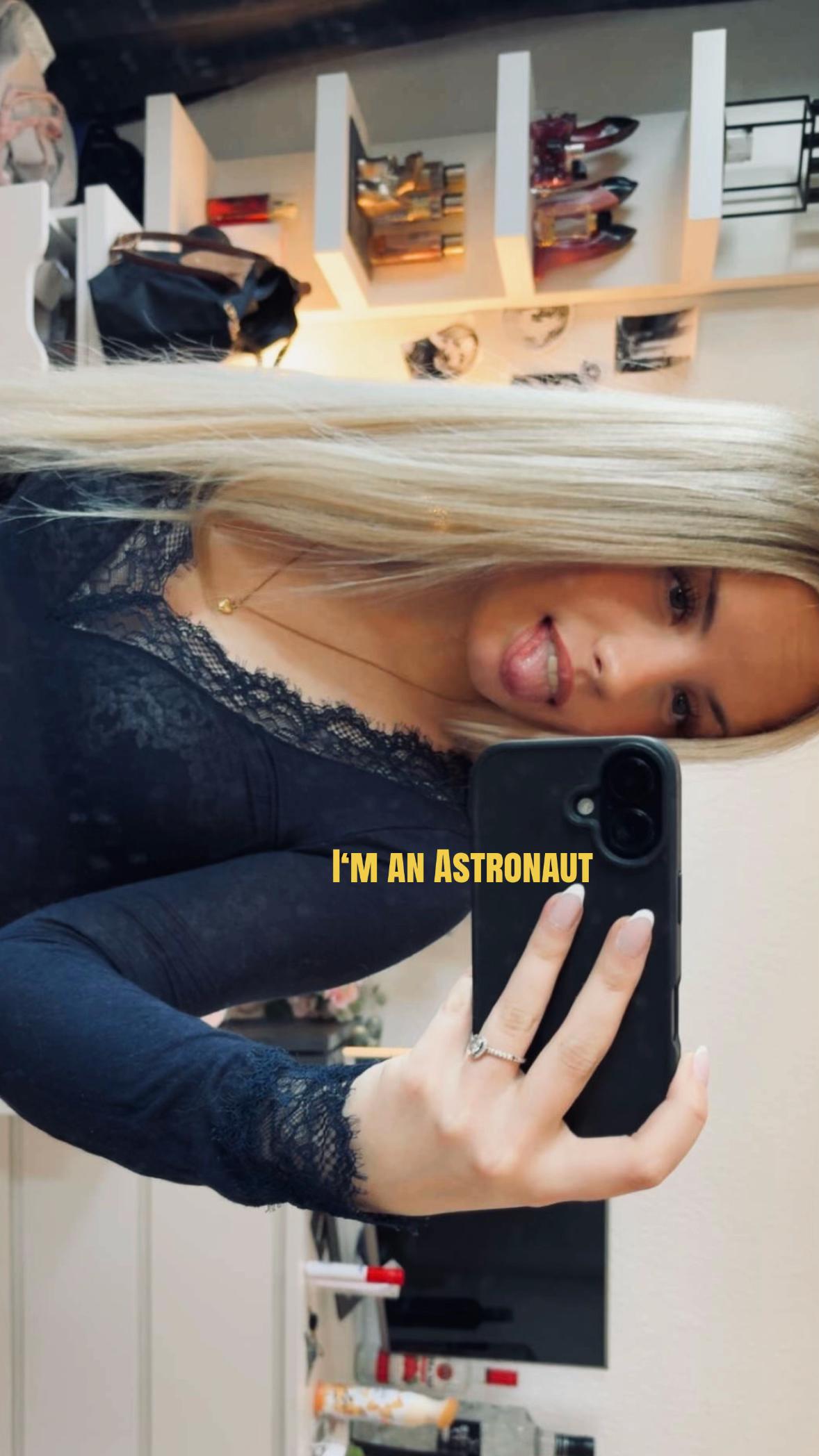 @Paula