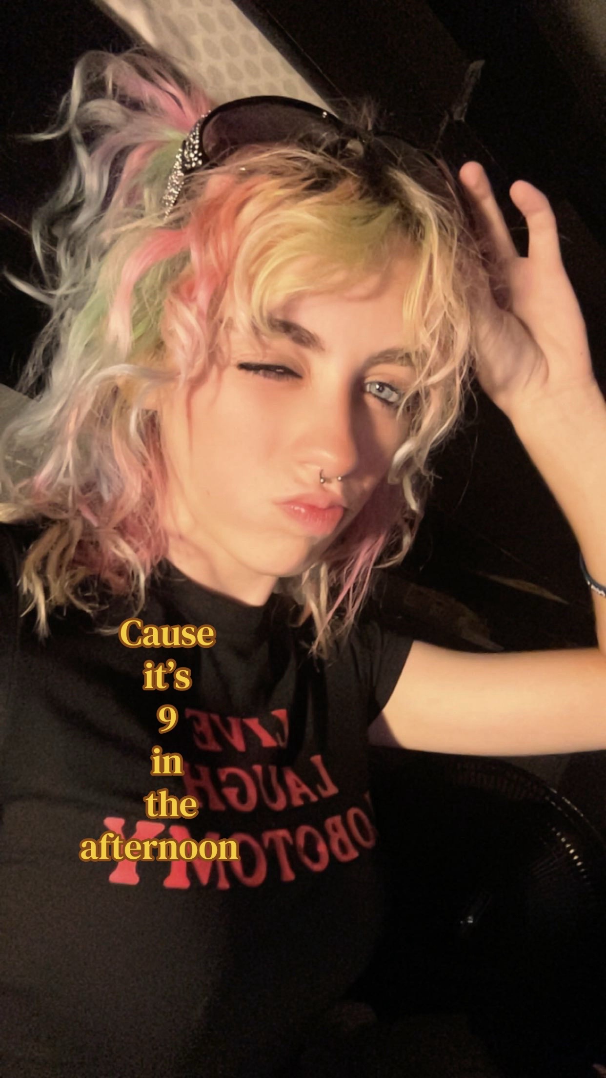 @️