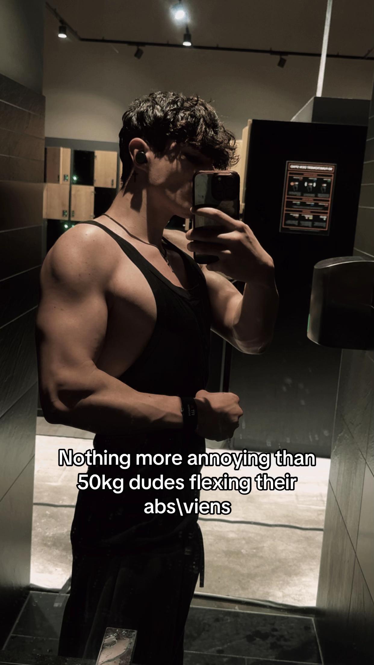 @Etienne_08
