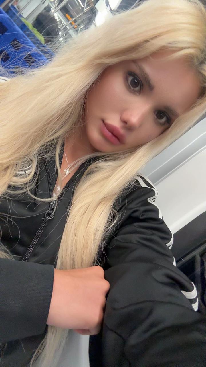 @krankebarbie