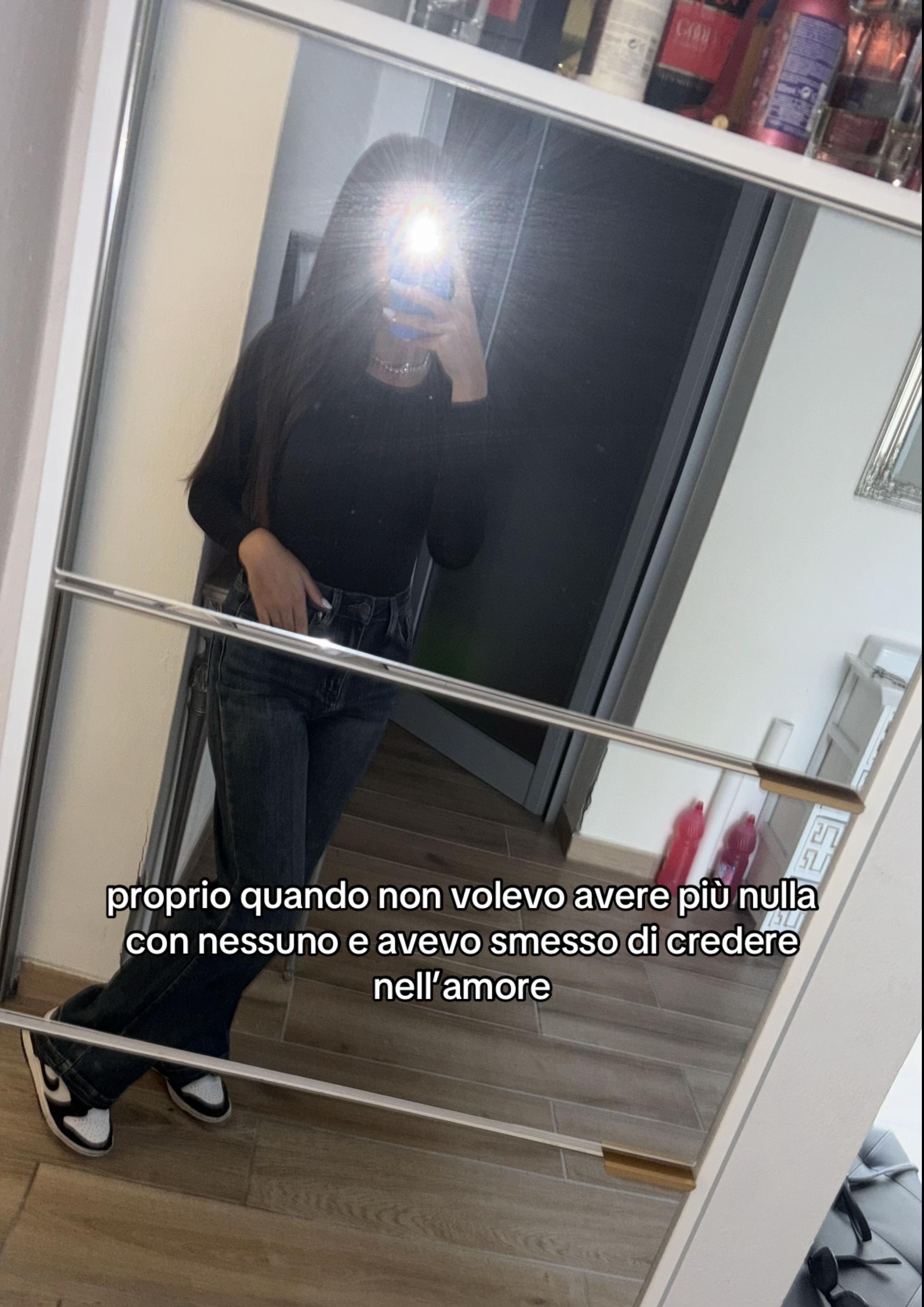 @nicoleefoiss