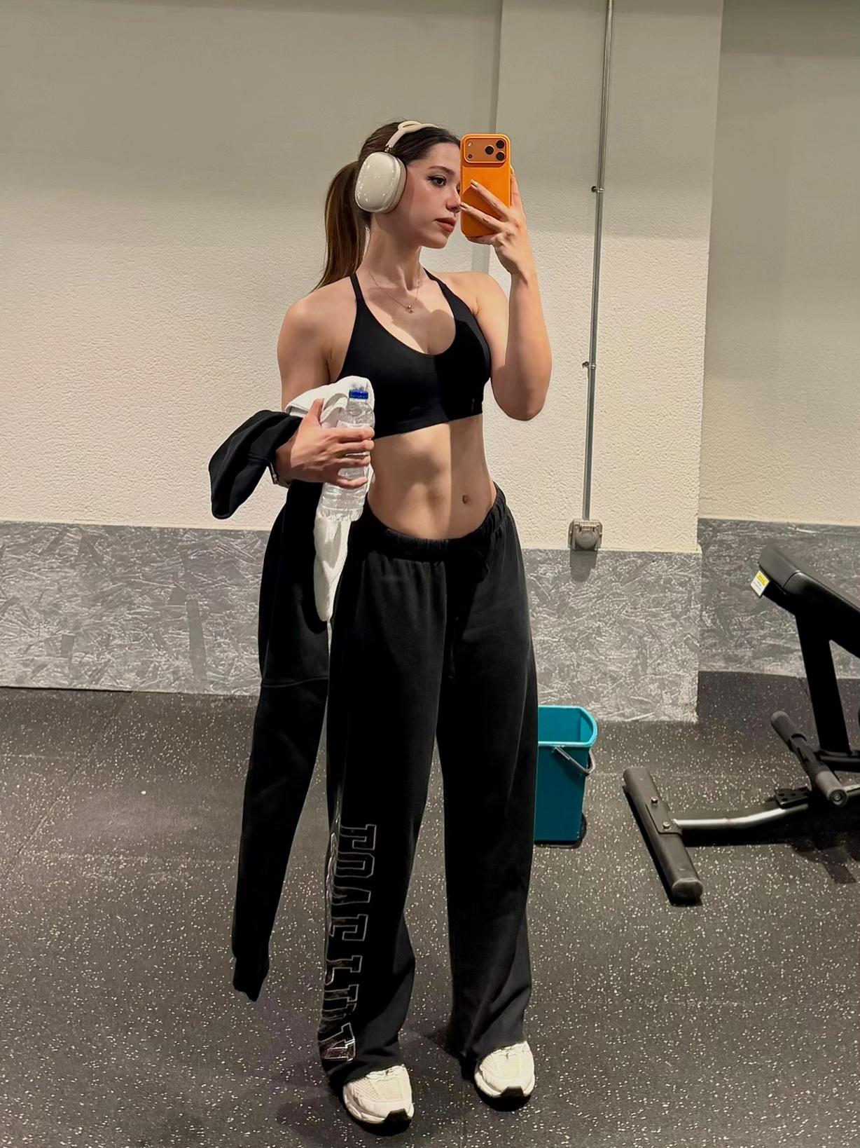 @Talyapekk
