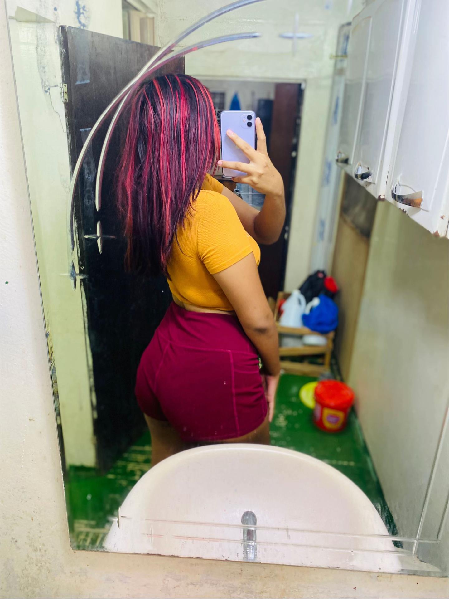 @𝐍𝐢𝐚💕🌴.