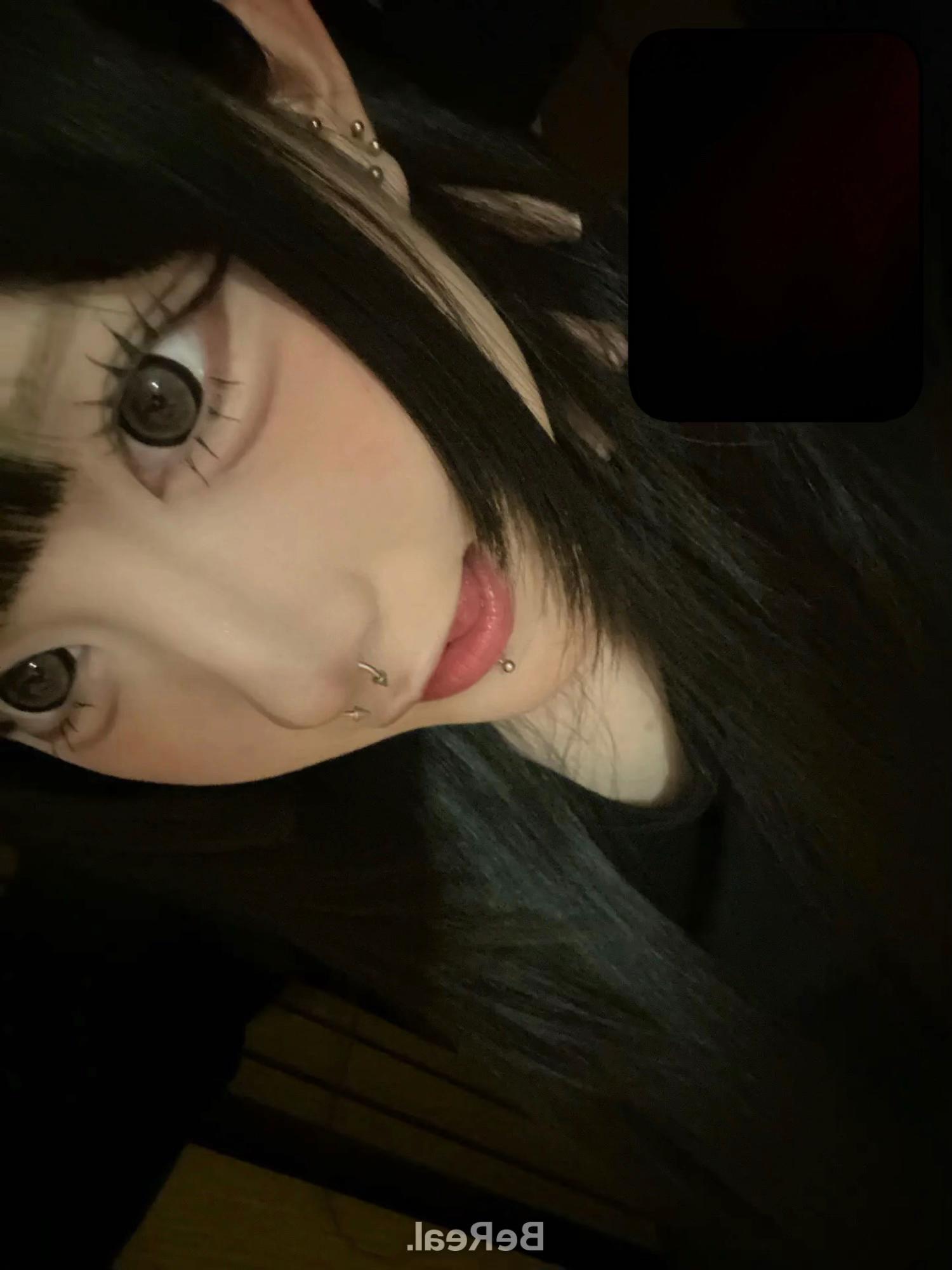 @ア ヤ ノ