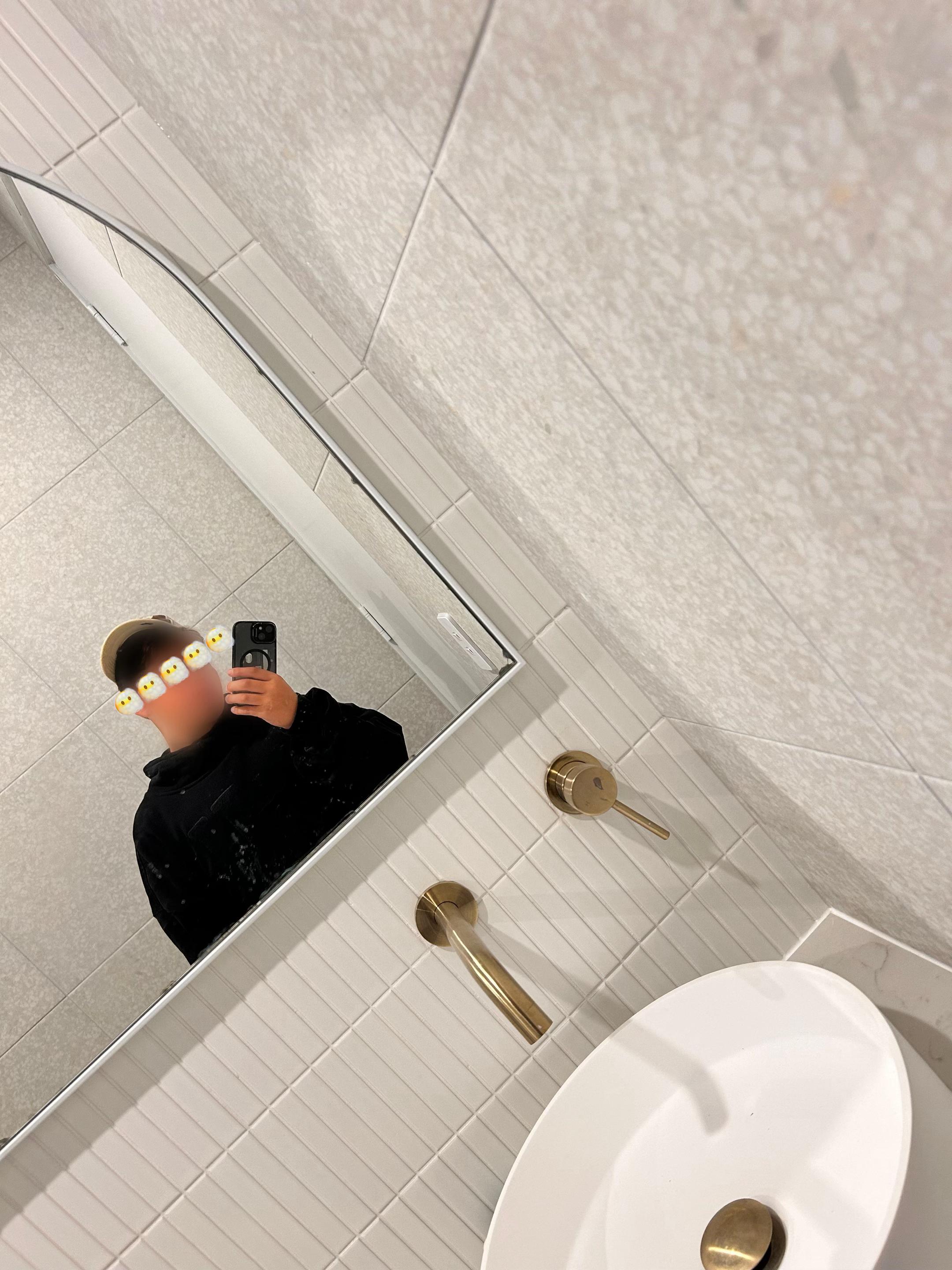 @😶&zwj;🌫️☝︎🥷🏽
