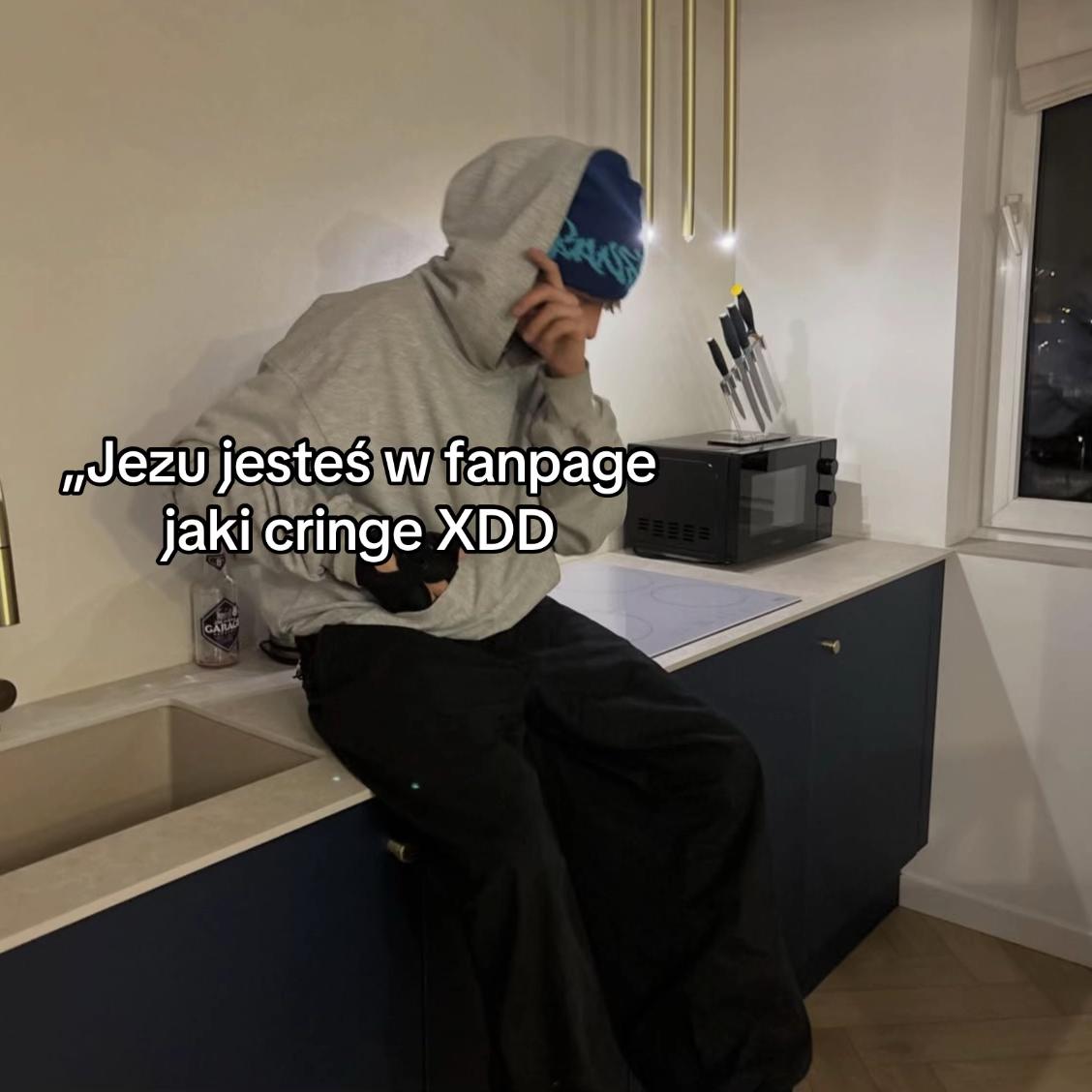 @đŠđđđ¸đđśđđđ¤đˇď¸