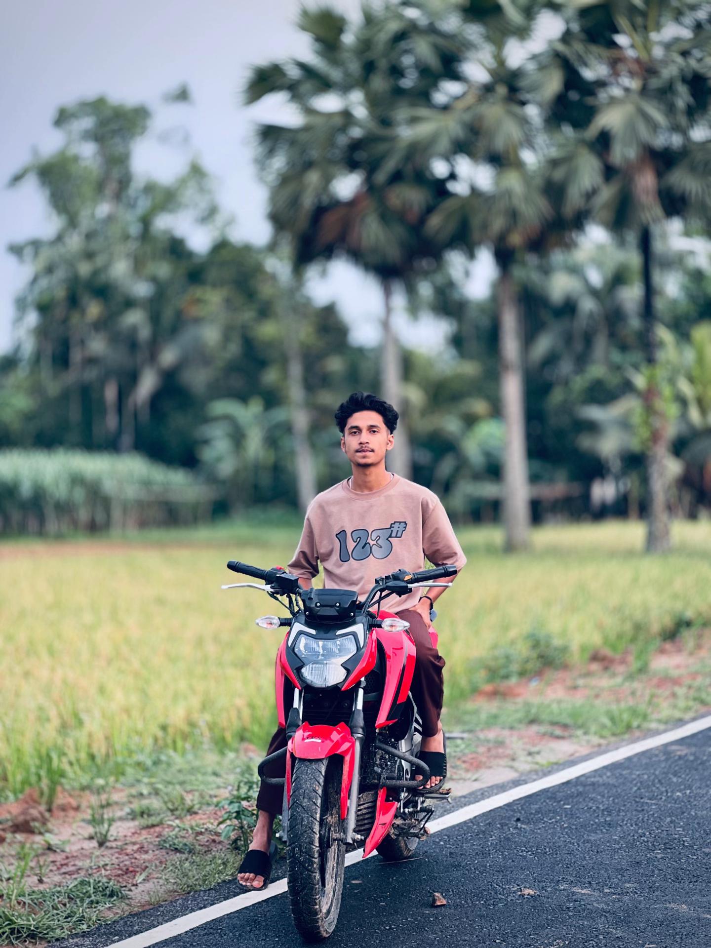 @⚡S A J I M⚡