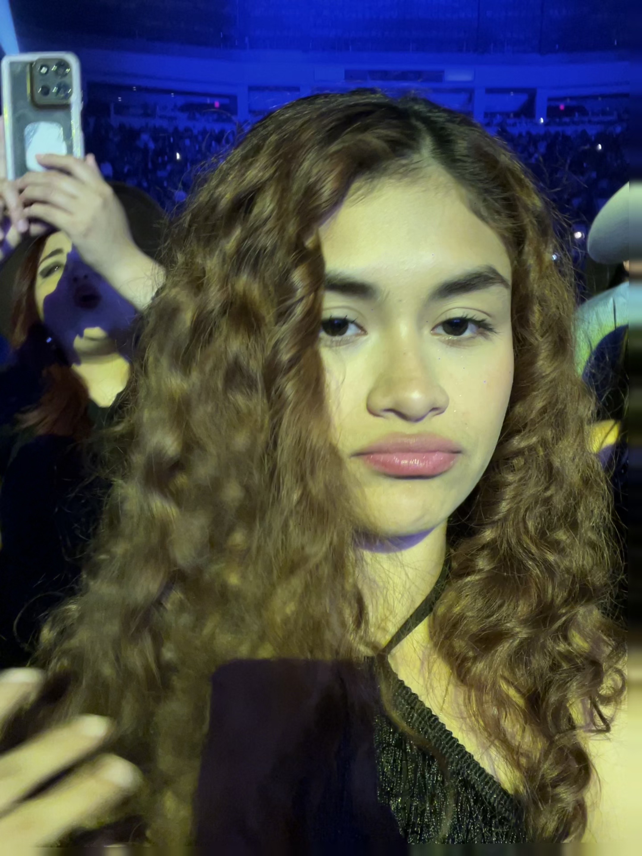 @Jayy_Sanchezꨄ.