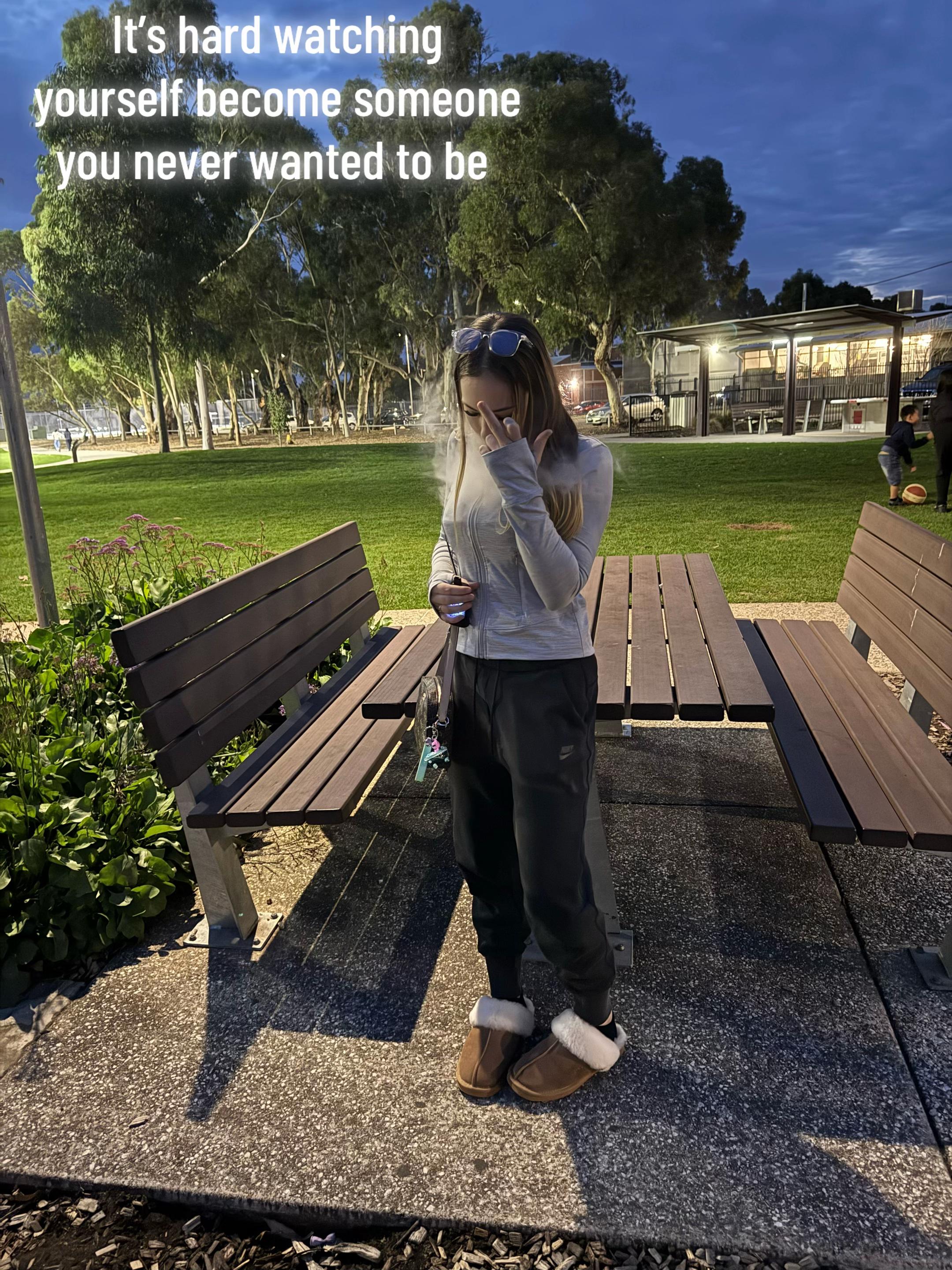 @🎭