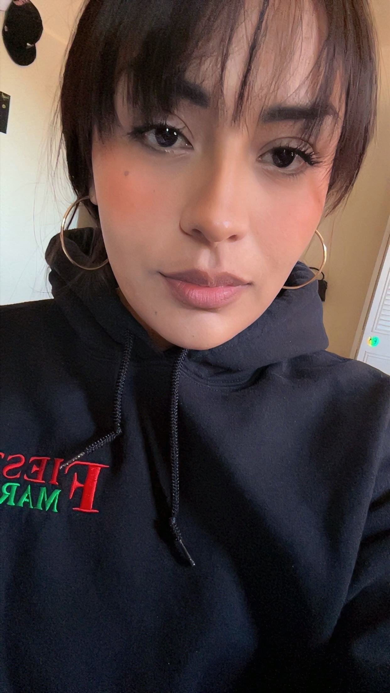 @🖤