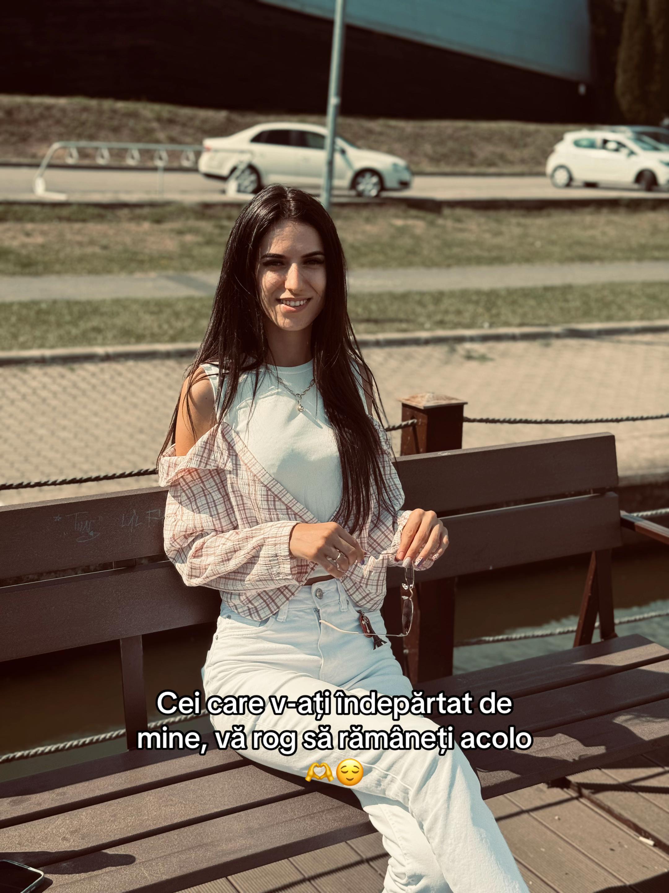 @Maria Victoria💖