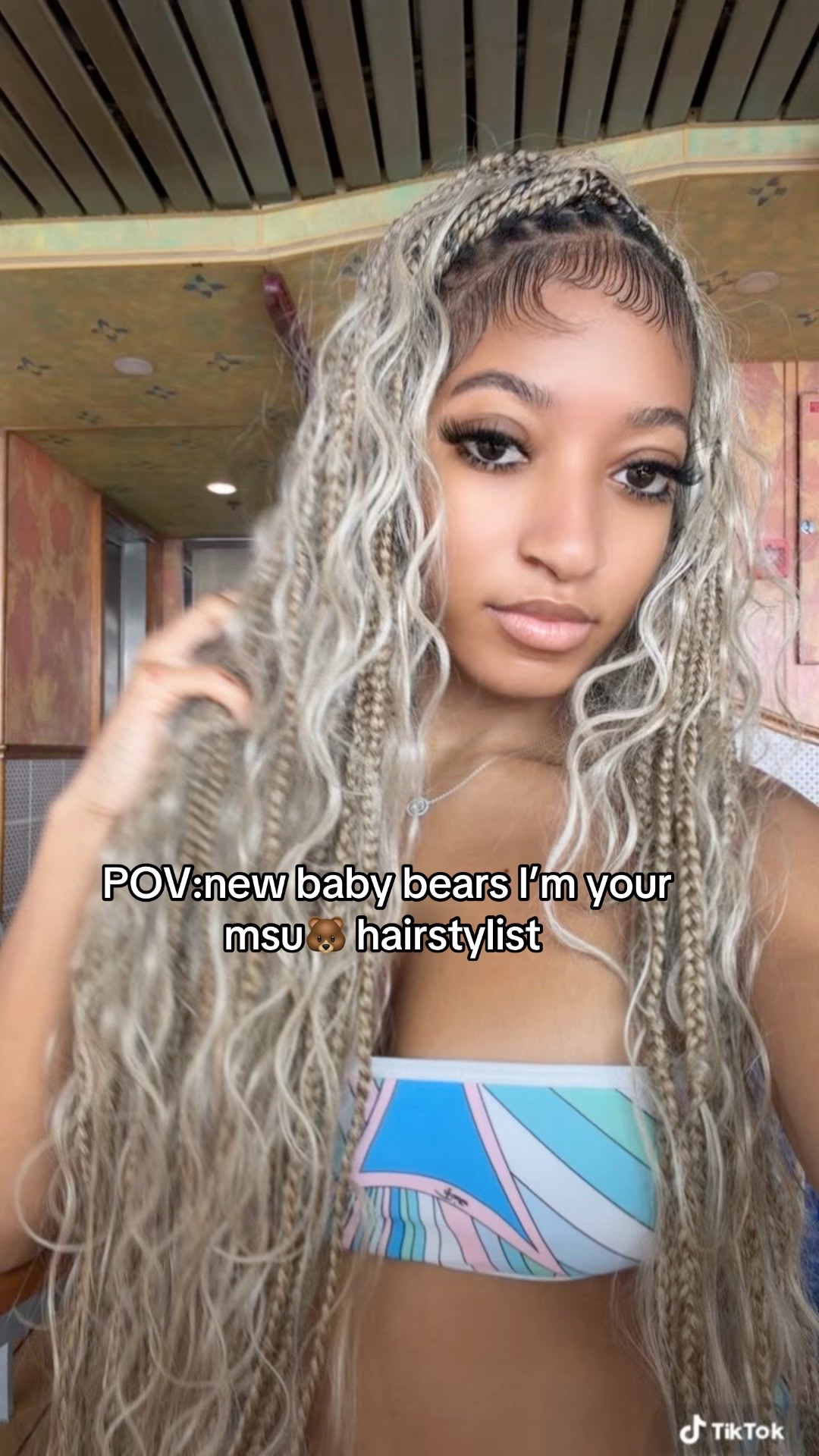 @Naya moschino