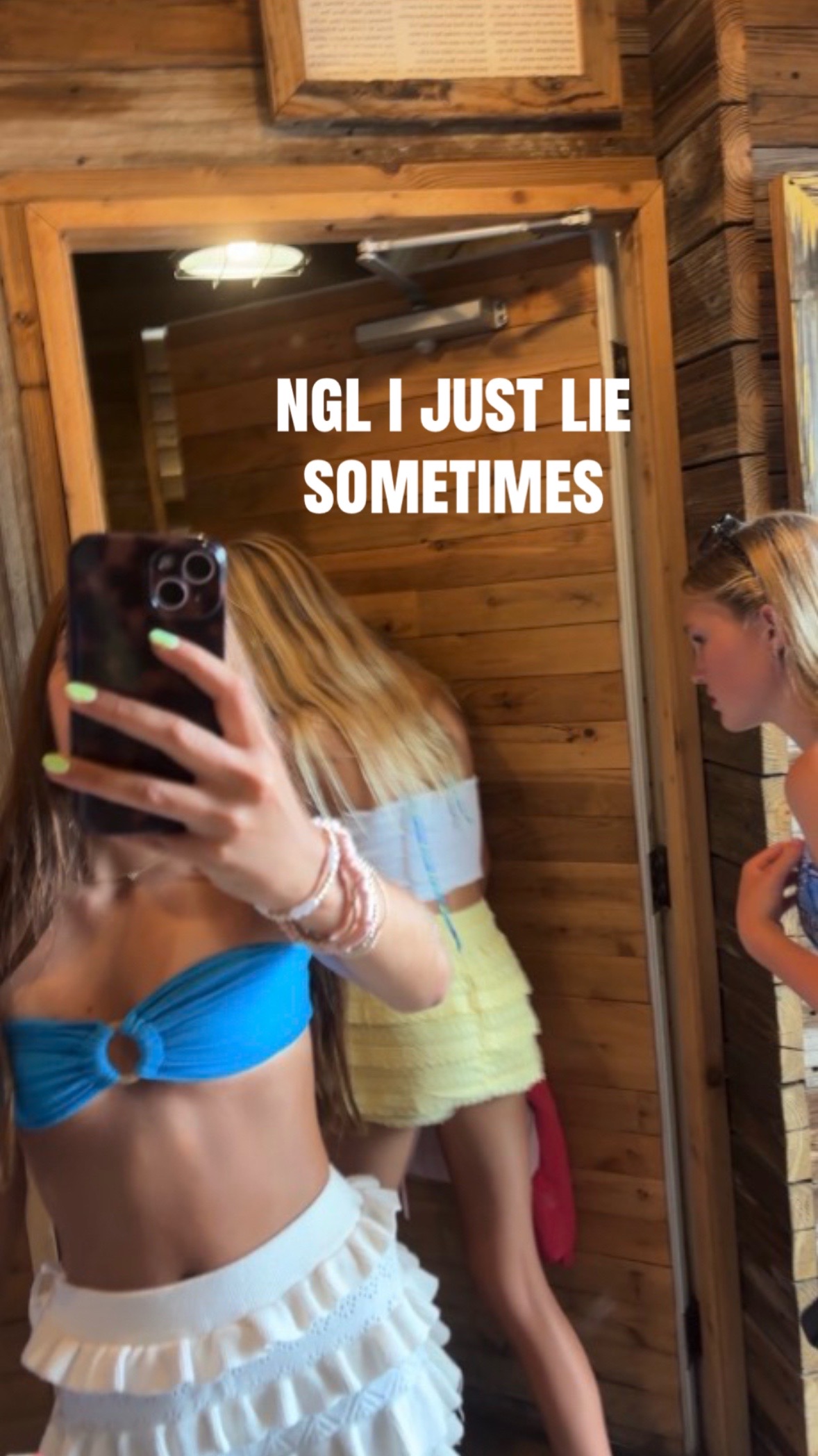 @fluffyunicornFB
